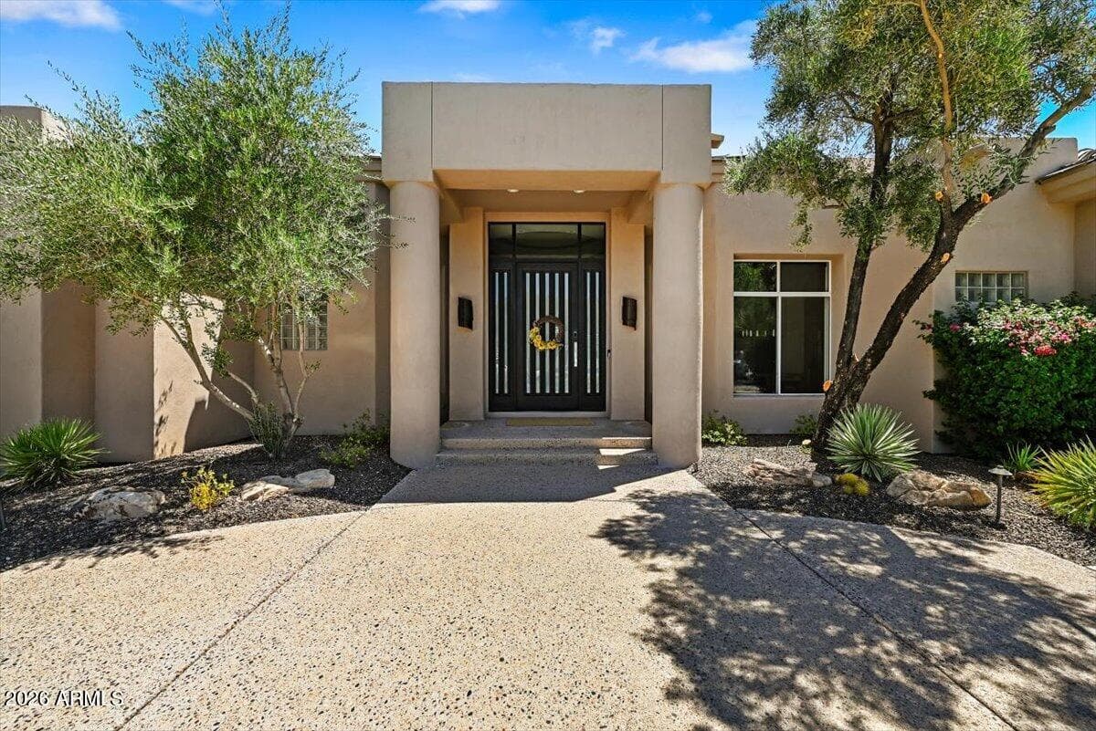 7124 E Foothill Drive — photo 3