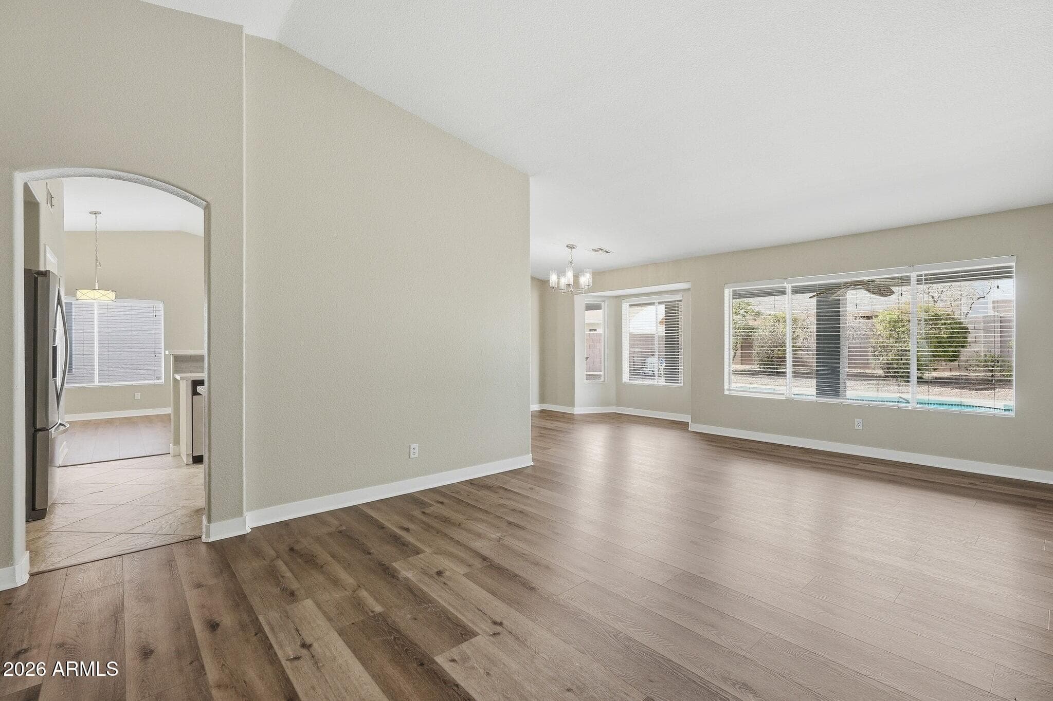 3256 E Rosemonte Drive — photo 6