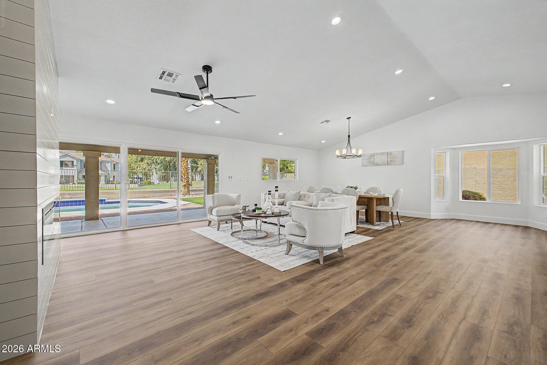 6425 W Irma Lane — photo 6