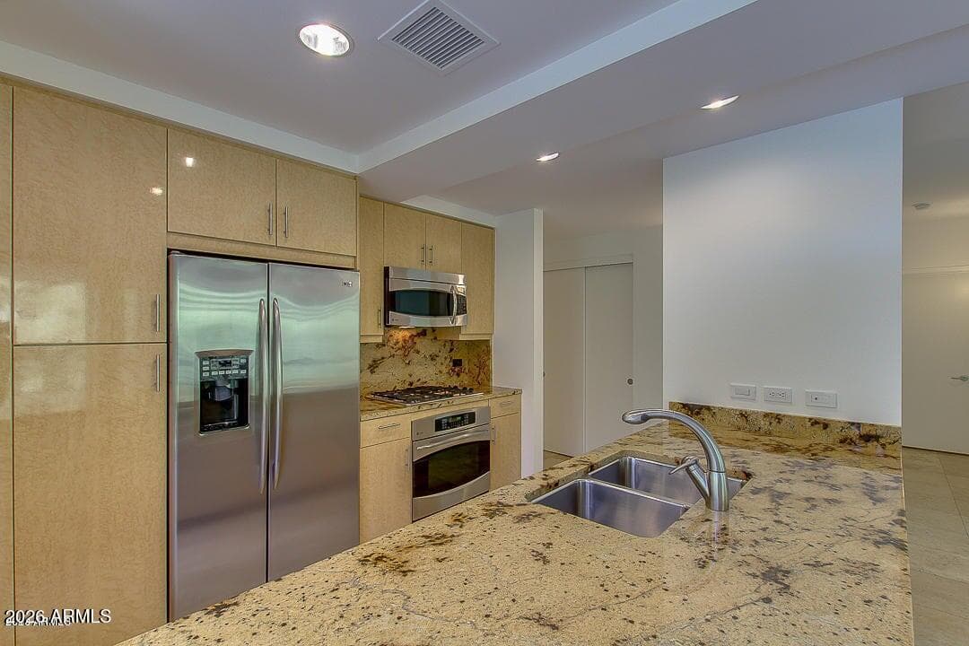 7131 E Rancho Vista Drive 3001 — photo 5