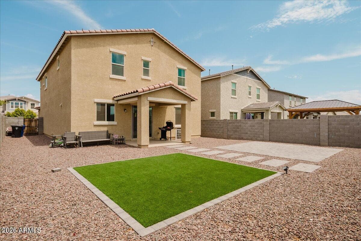 17313 W Wood Drive — photo 2