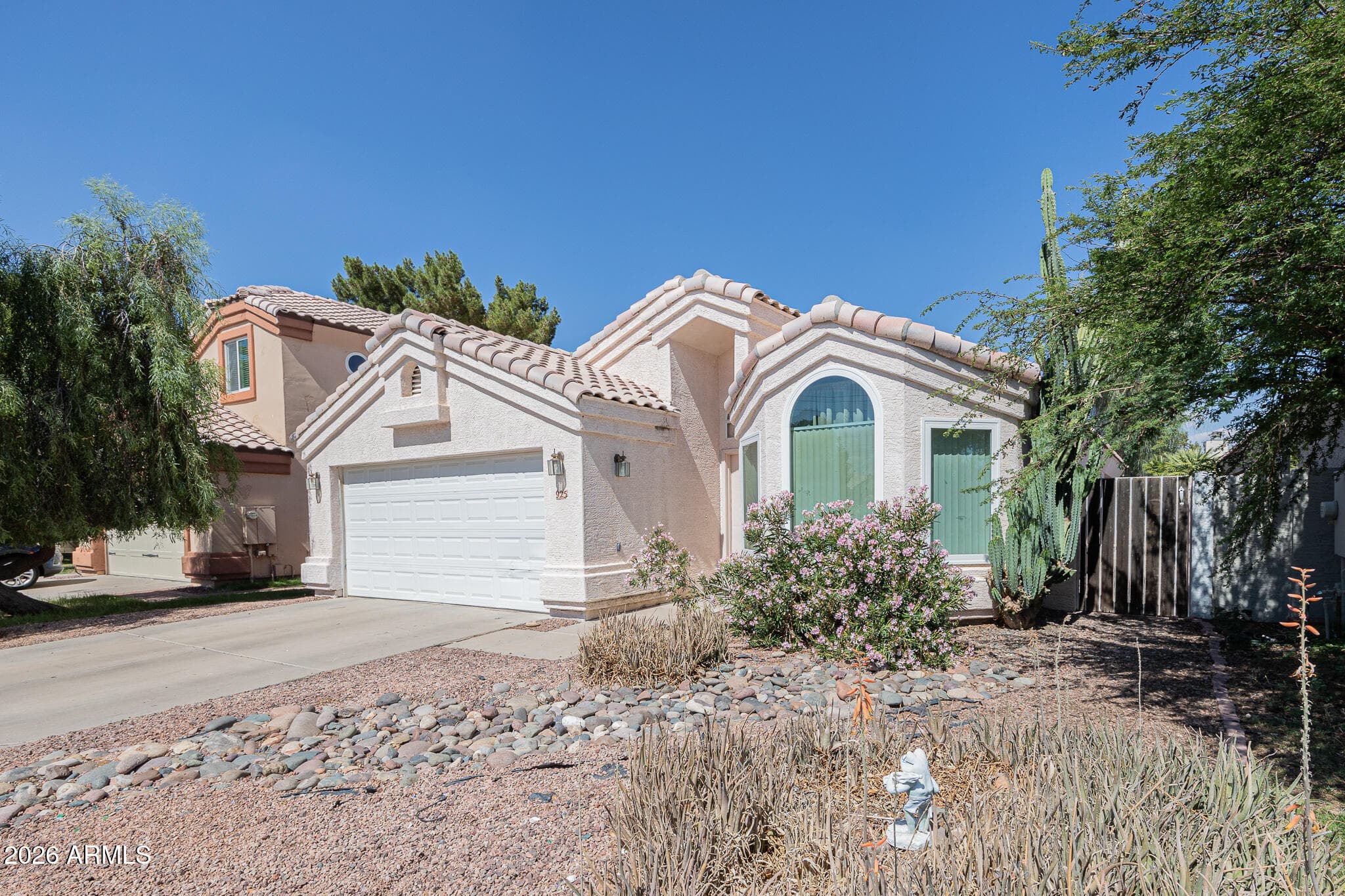 925 S Sailfish Drive — photo 3