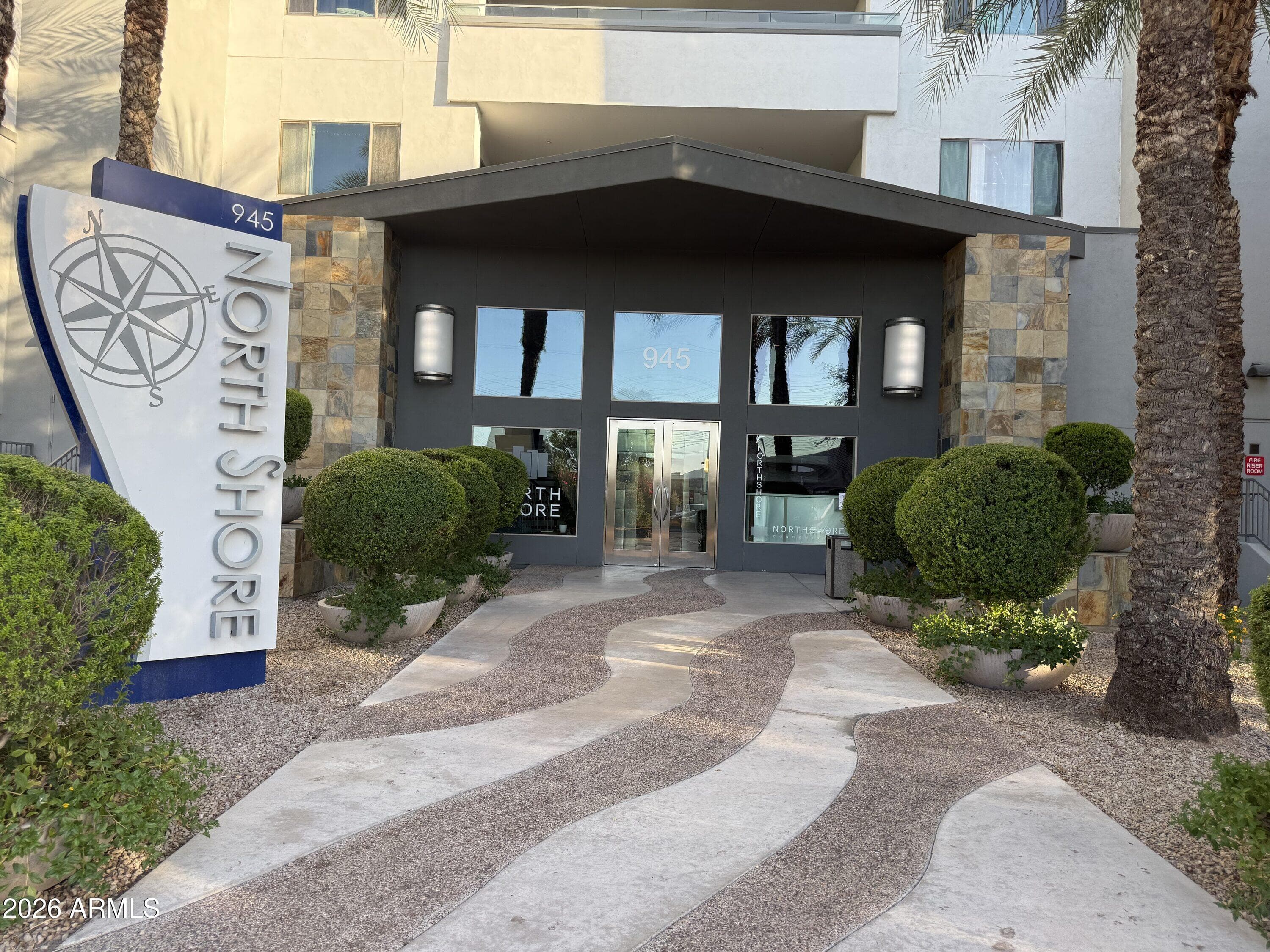 945 E Playa Del Norte Drive 5020 — photo 2