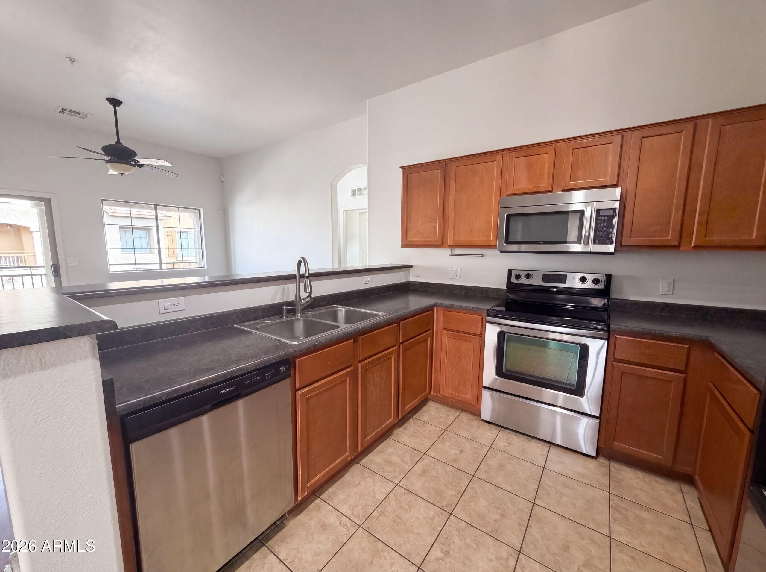 1350 S Greenfield Road 2219 — photo 2