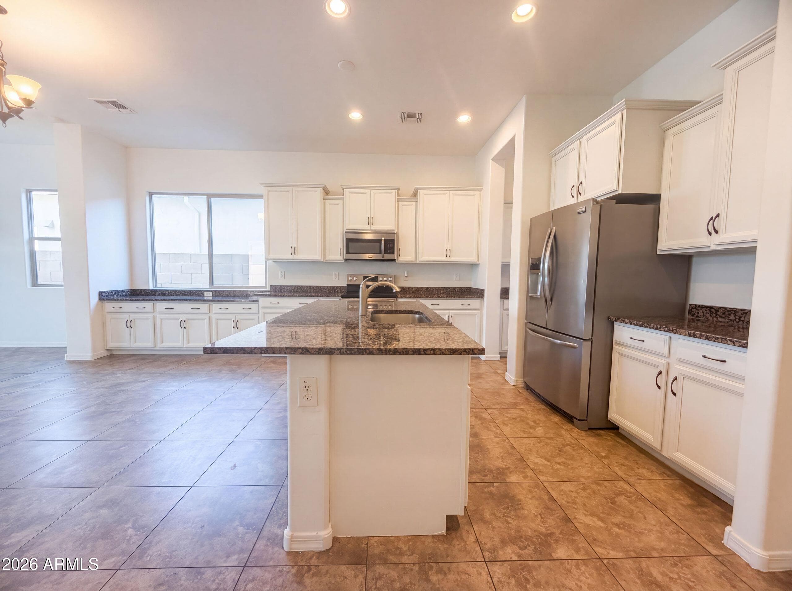 10510 E Palladium Drive — photo 2