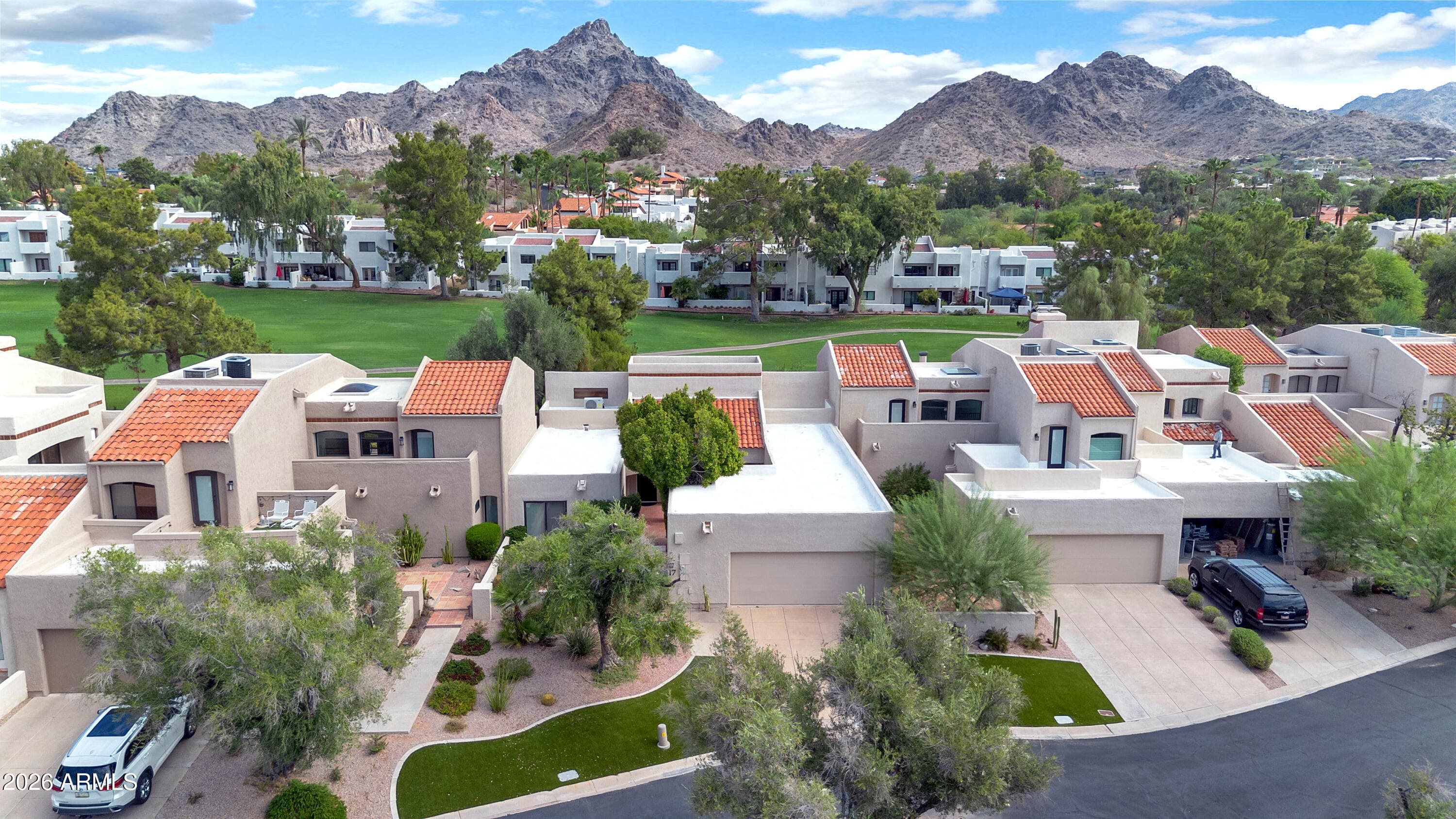 2626 E Arizona Biltmore Circle 17 — photo 2