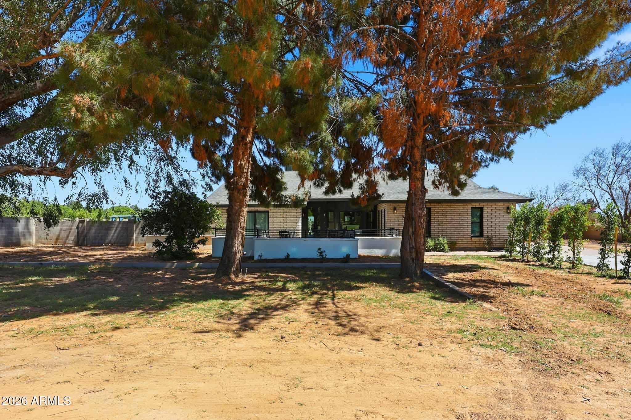 7601 N Citrus Road — photo 2