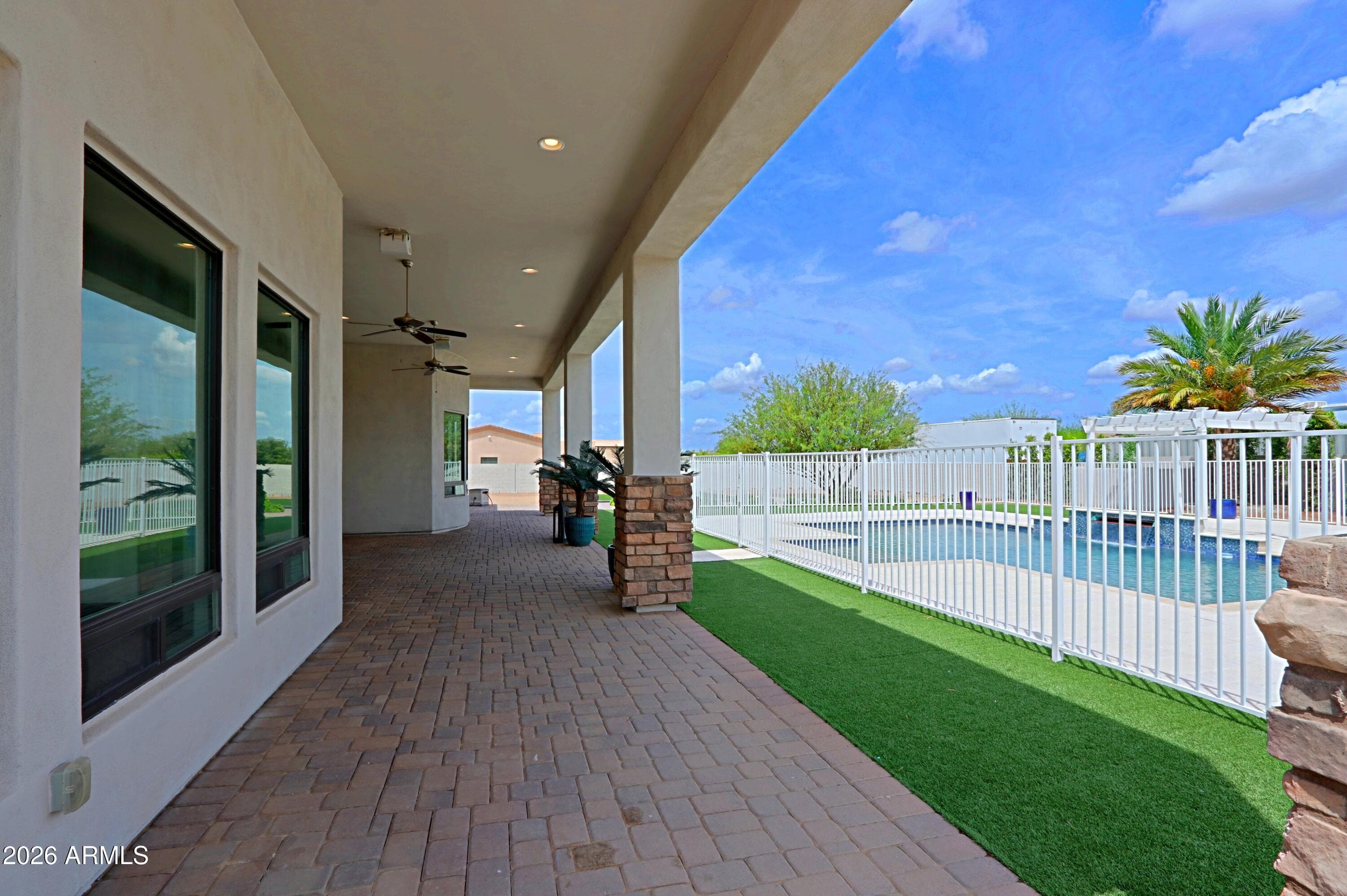 2814 W Jordon Lane — photo 6
