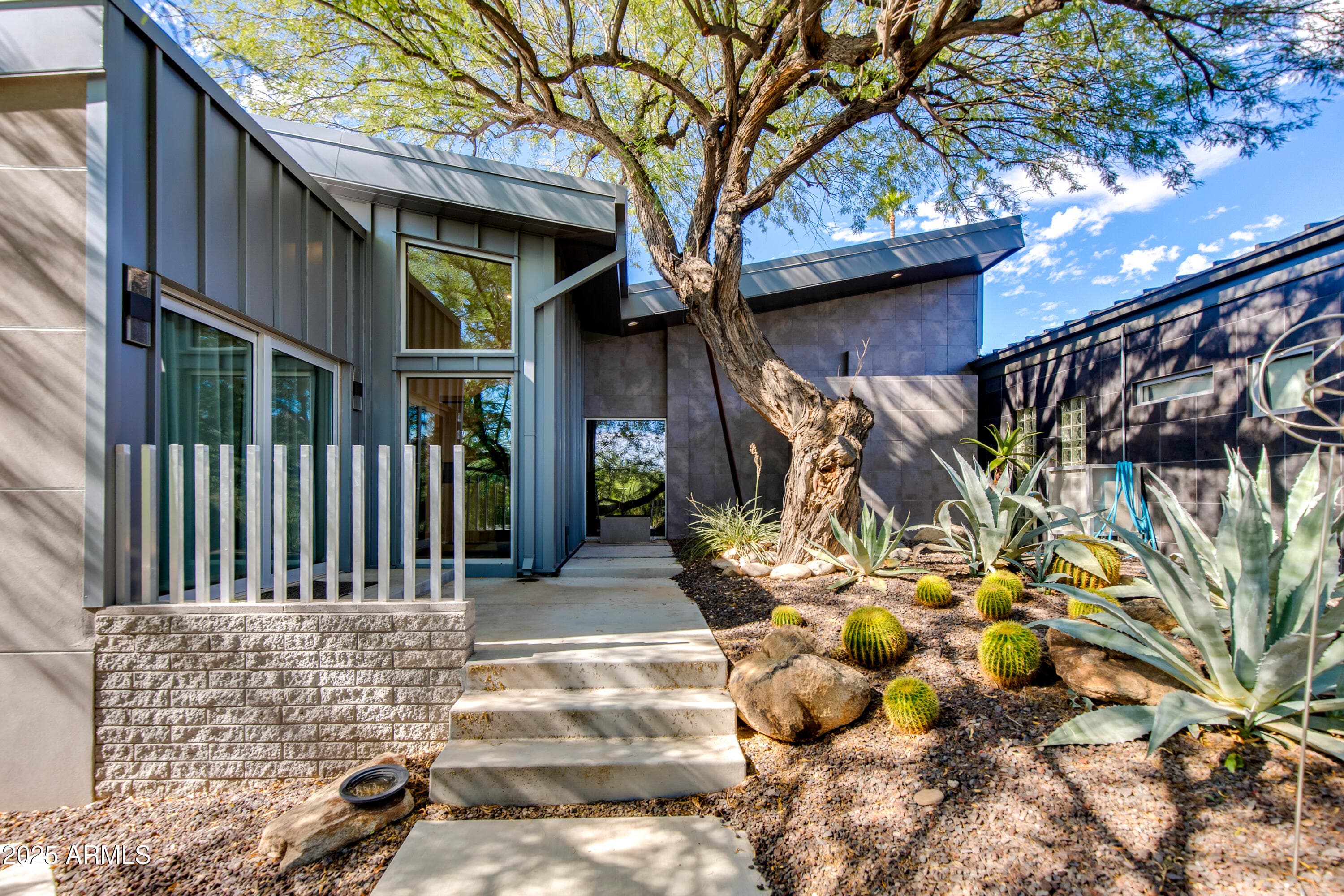 4306 E Desert Crest Drive — photo 6