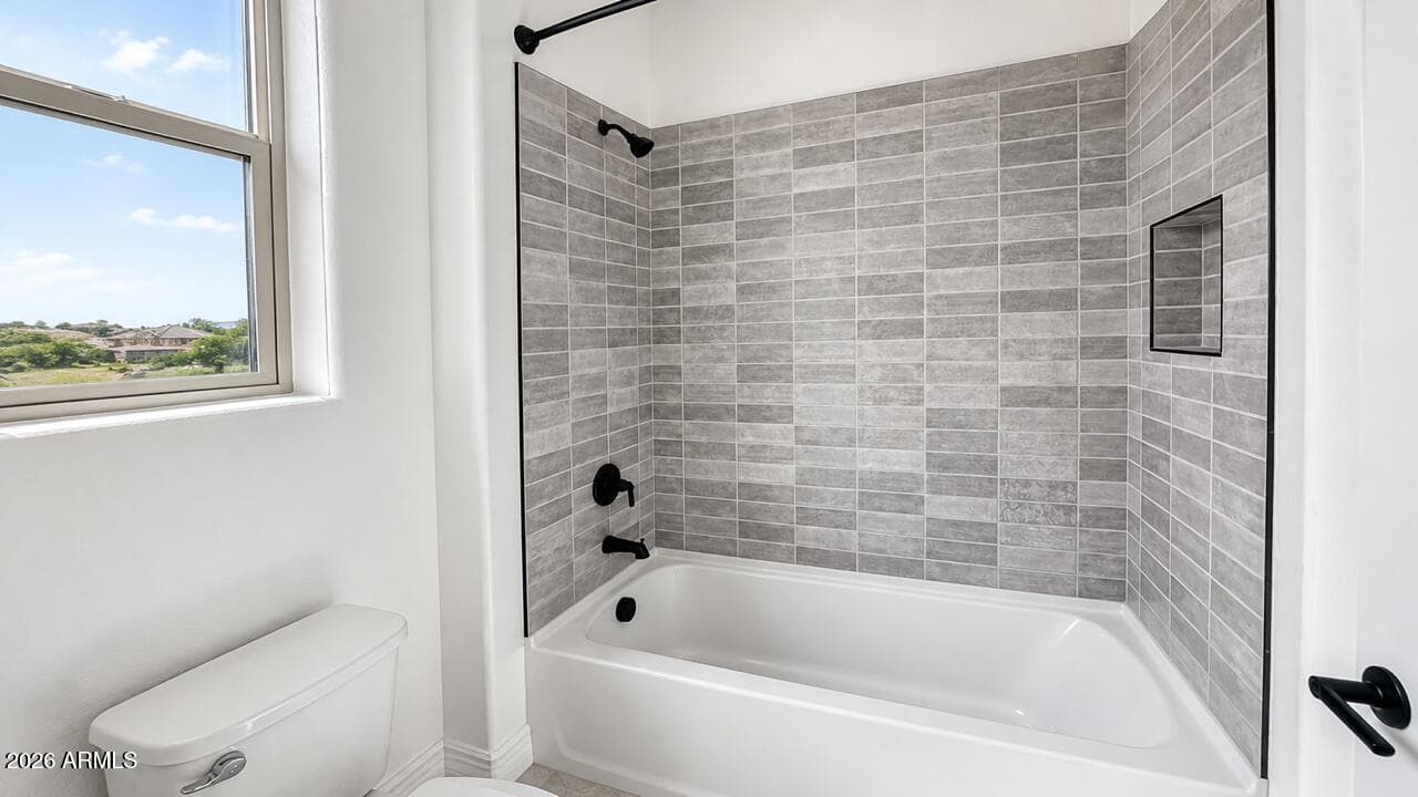 18522 W Cathedral Rock Drive — photo 5