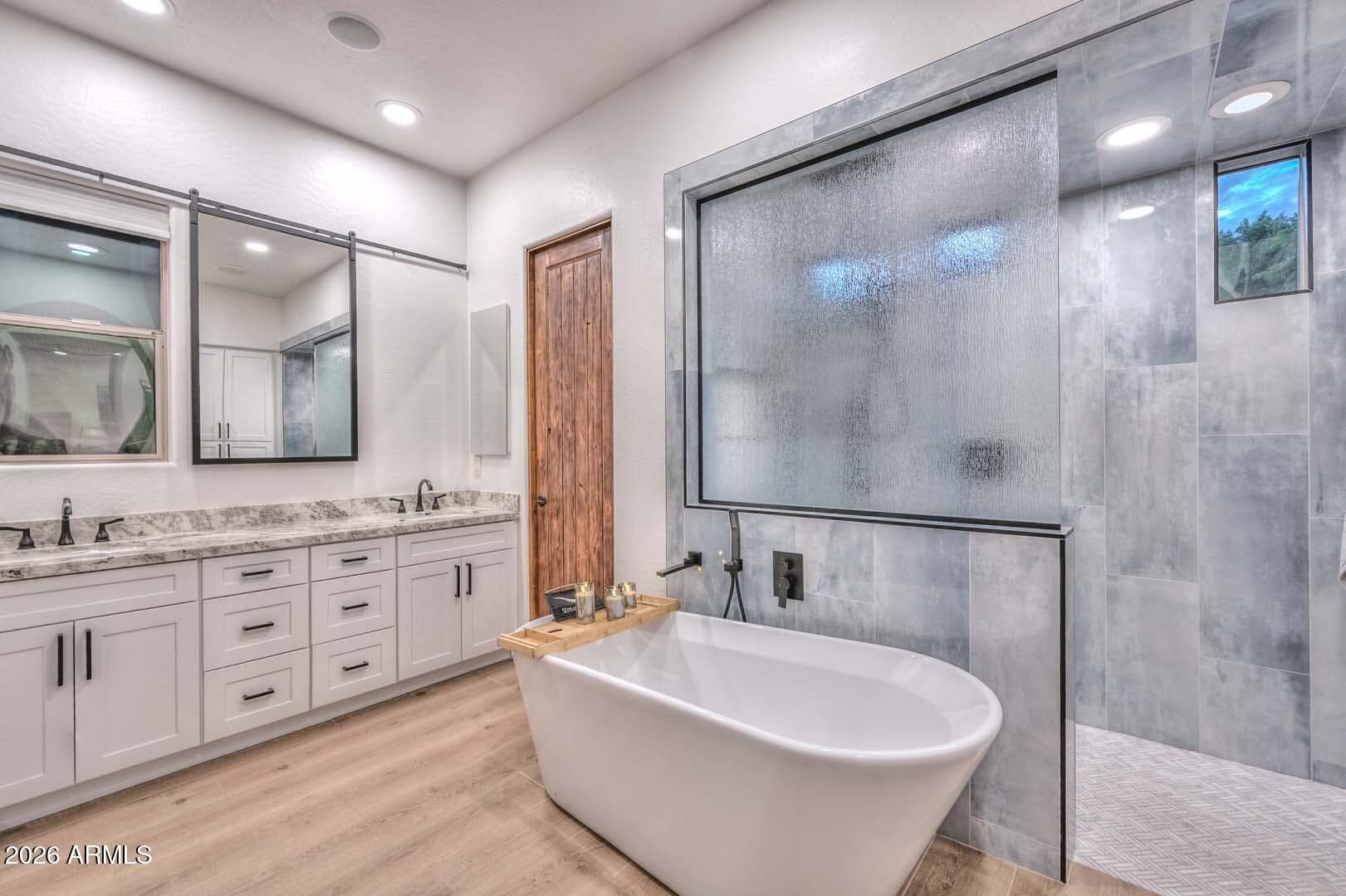 28638 N 68th Drive — photo 4