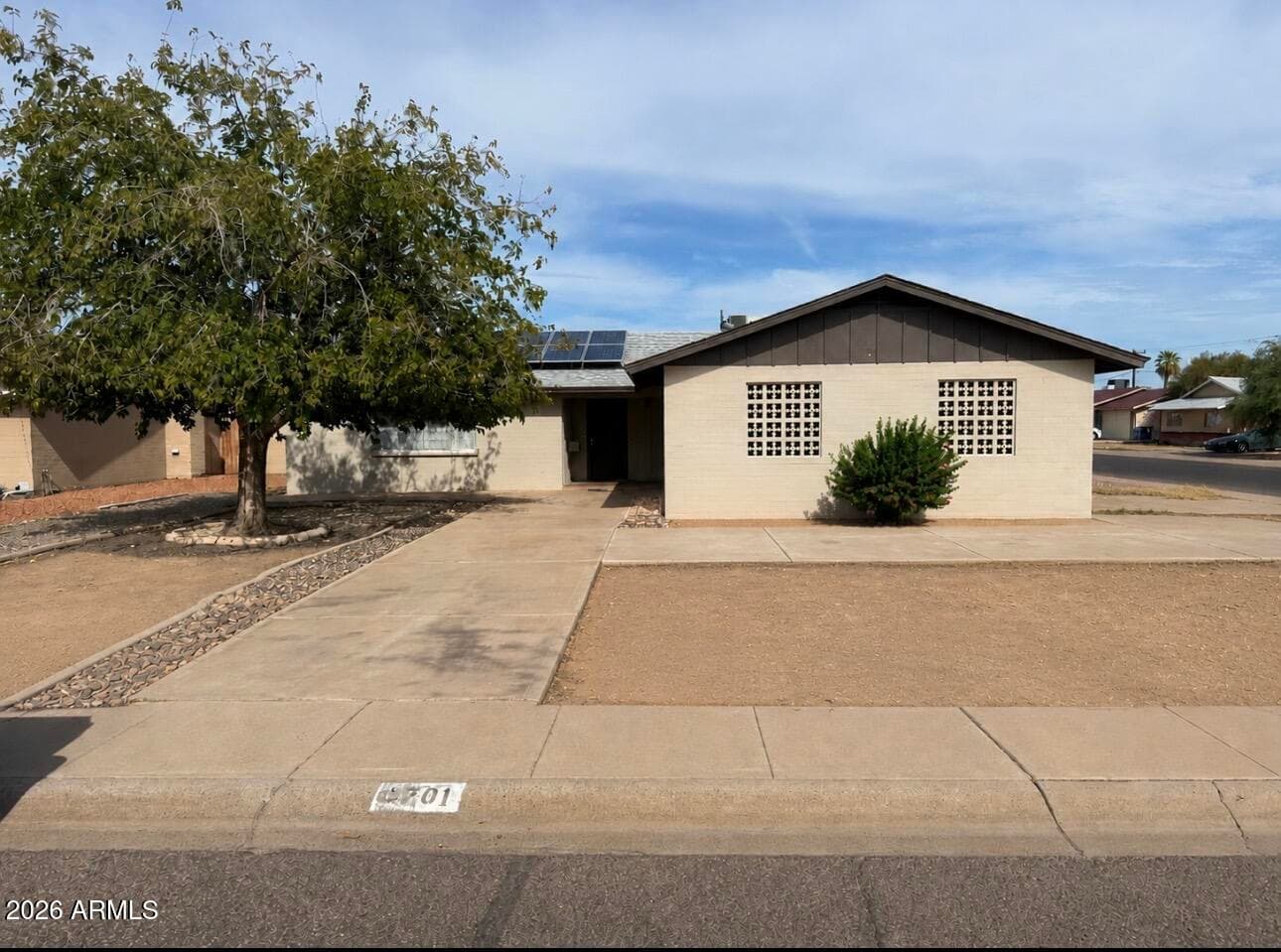 6701 N 42nd Drive, Phoenix, Arizona