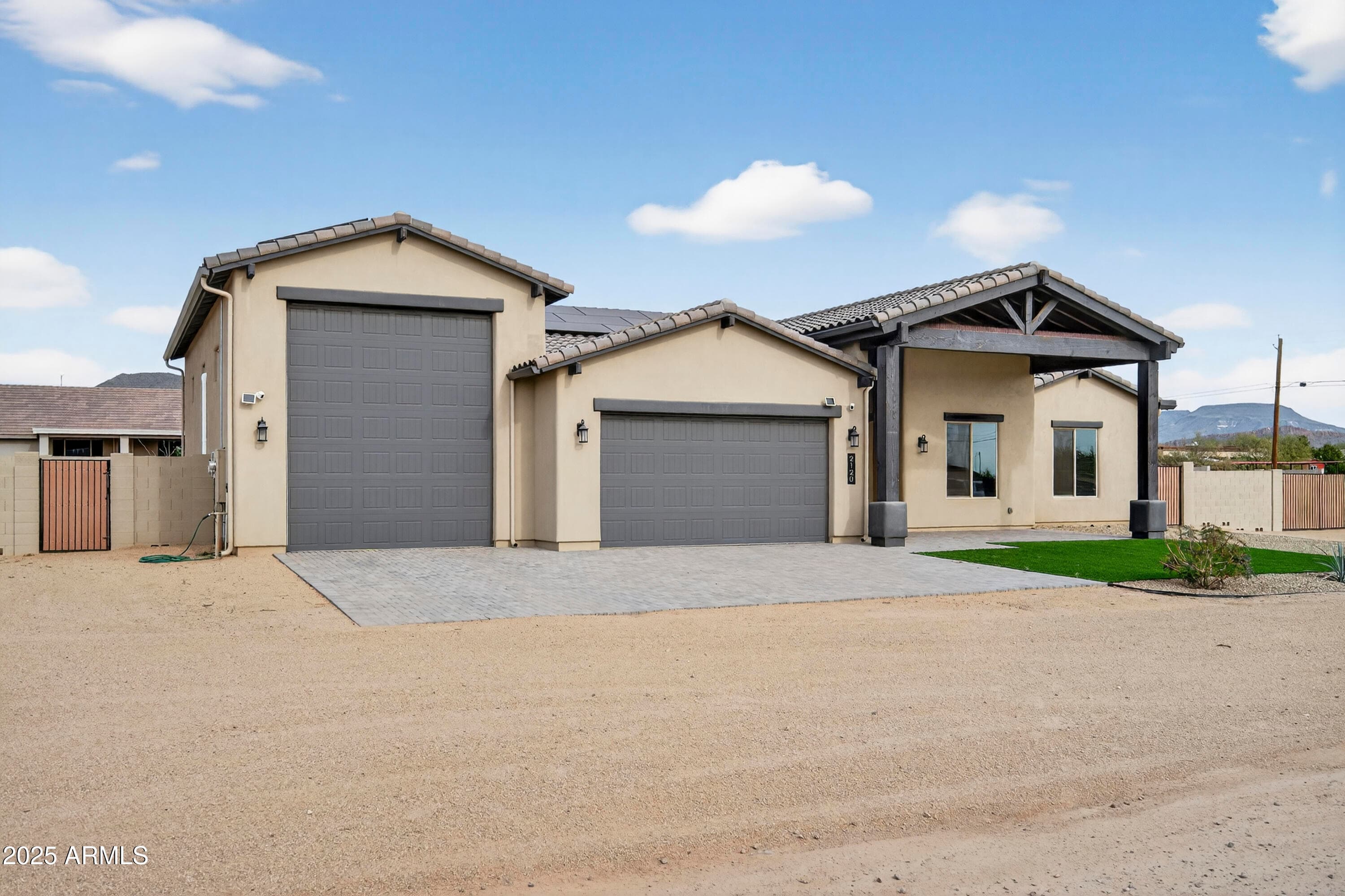2120 W Tanya Trail — photo 3
