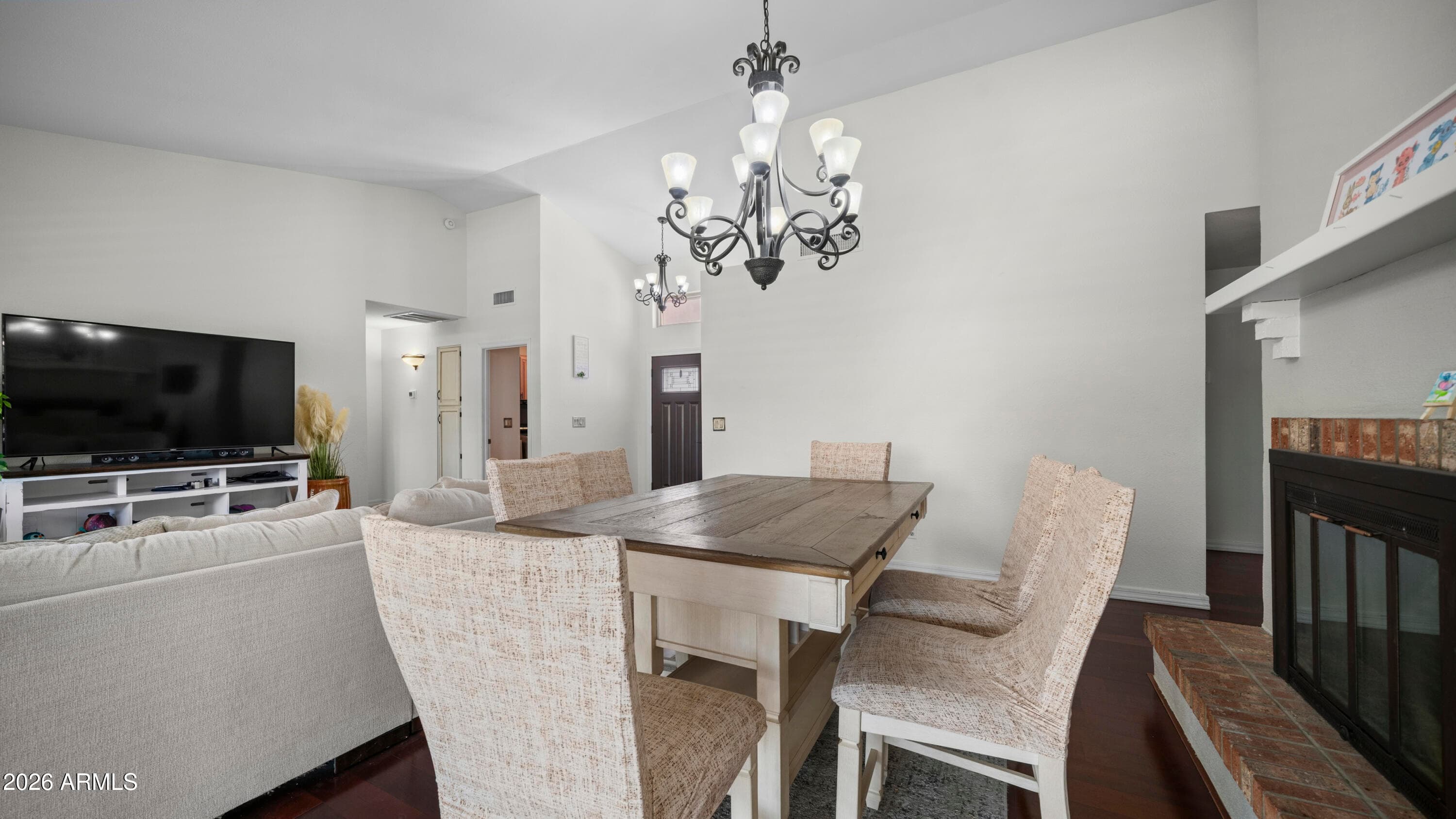 1338 E Sunburst Lane — photo 4