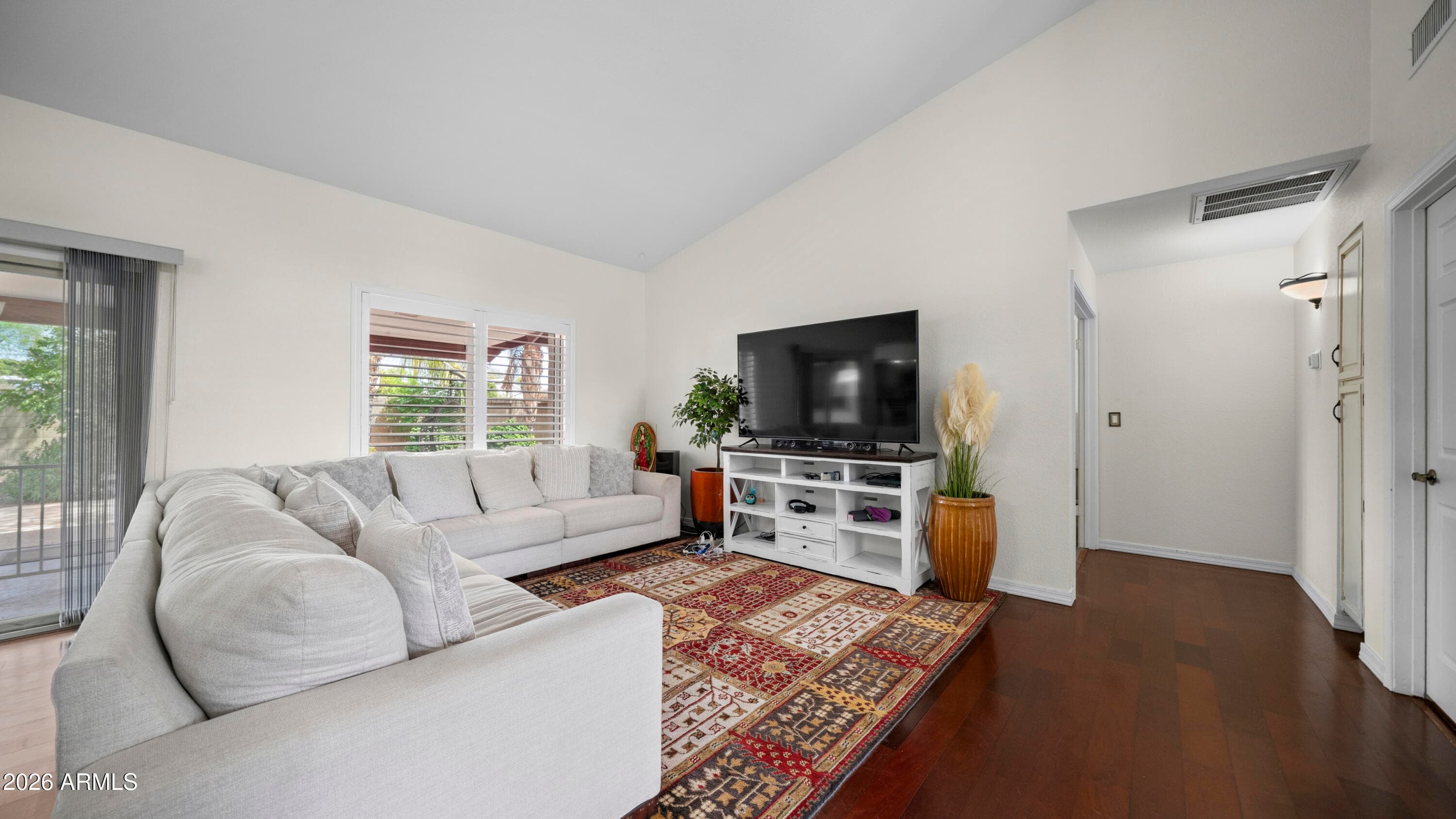 1338 E Sunburst Lane — photo 7