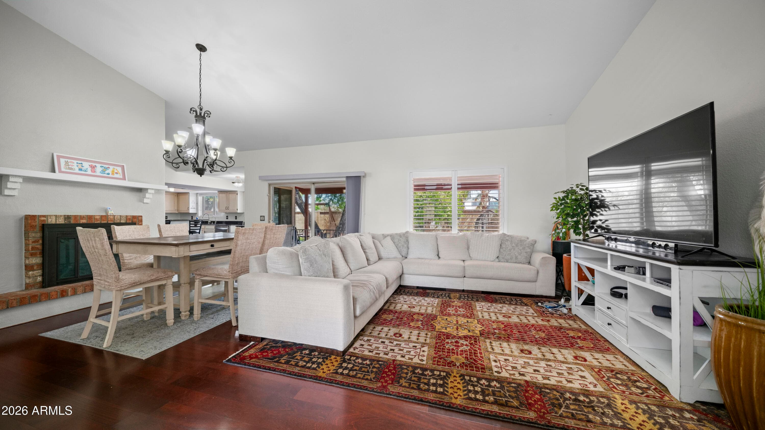 1338 E Sunburst Lane — photo 6