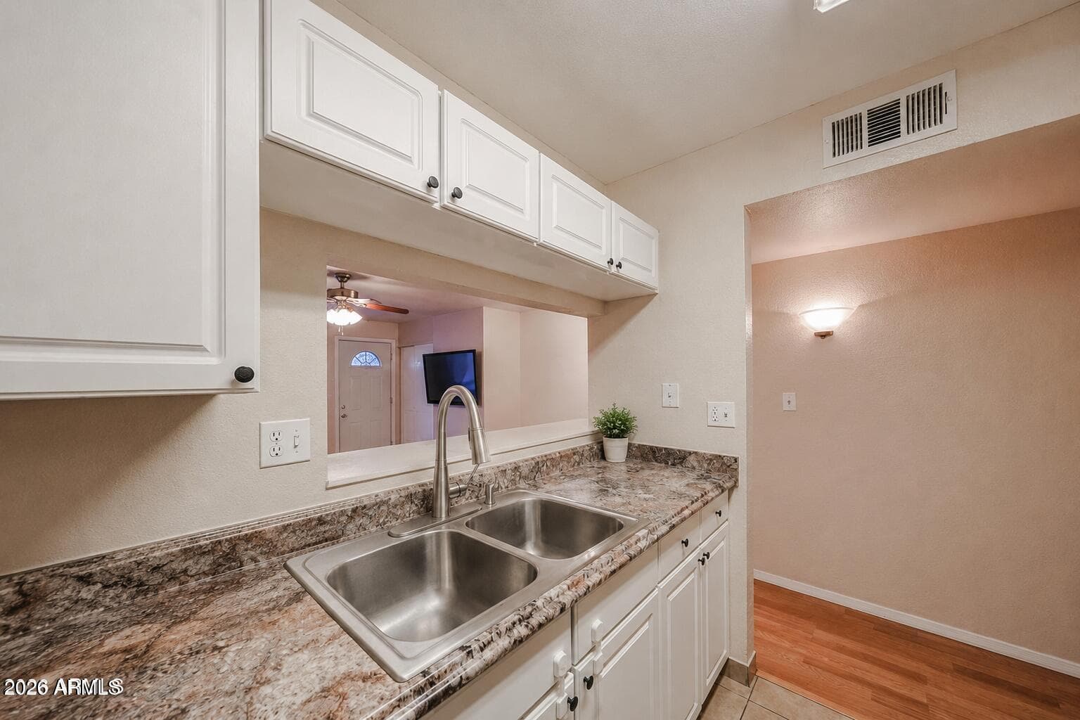 14203 N 19th Avenue 1038 — photo 5