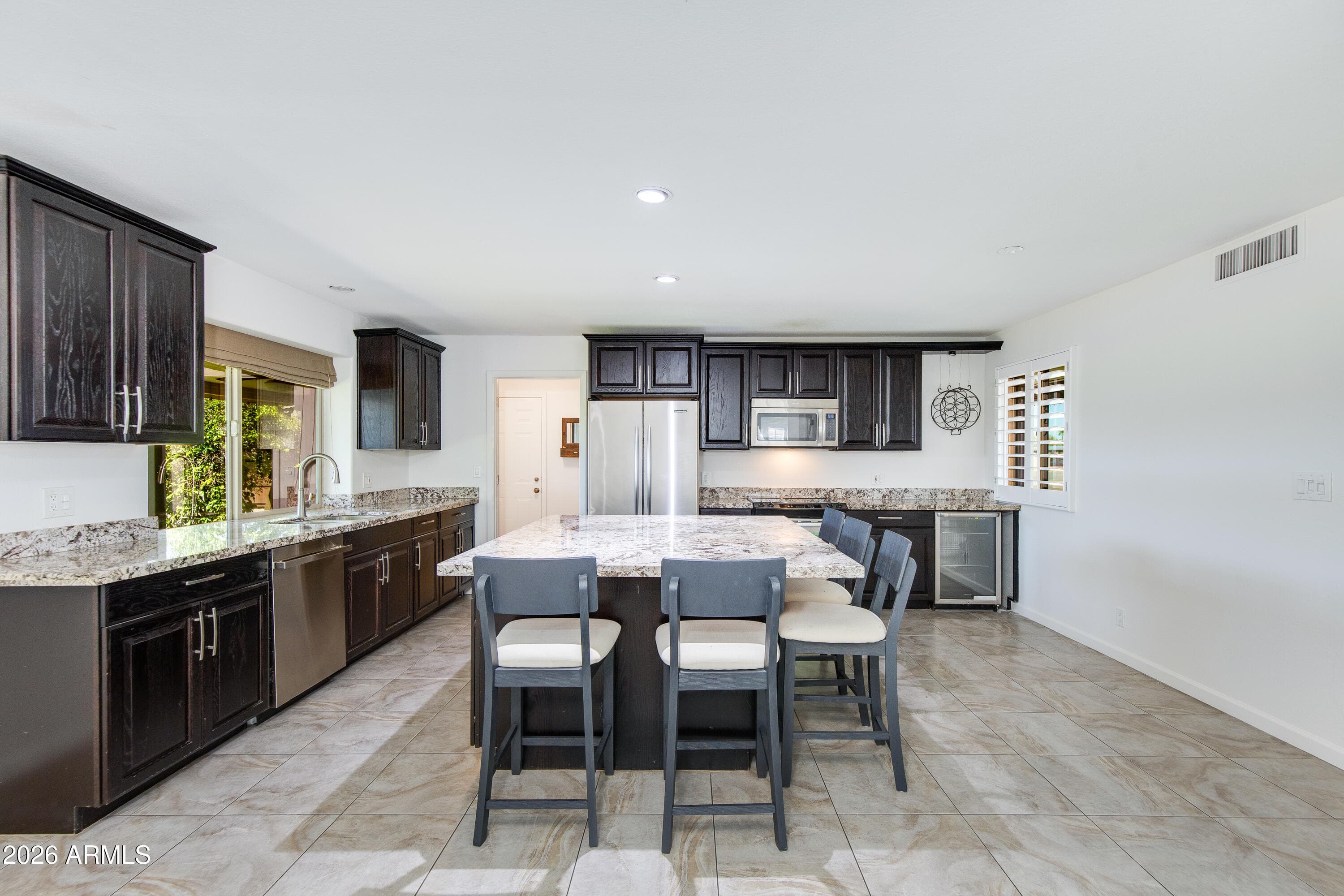 2801 E Mercer Lane — photo 8
