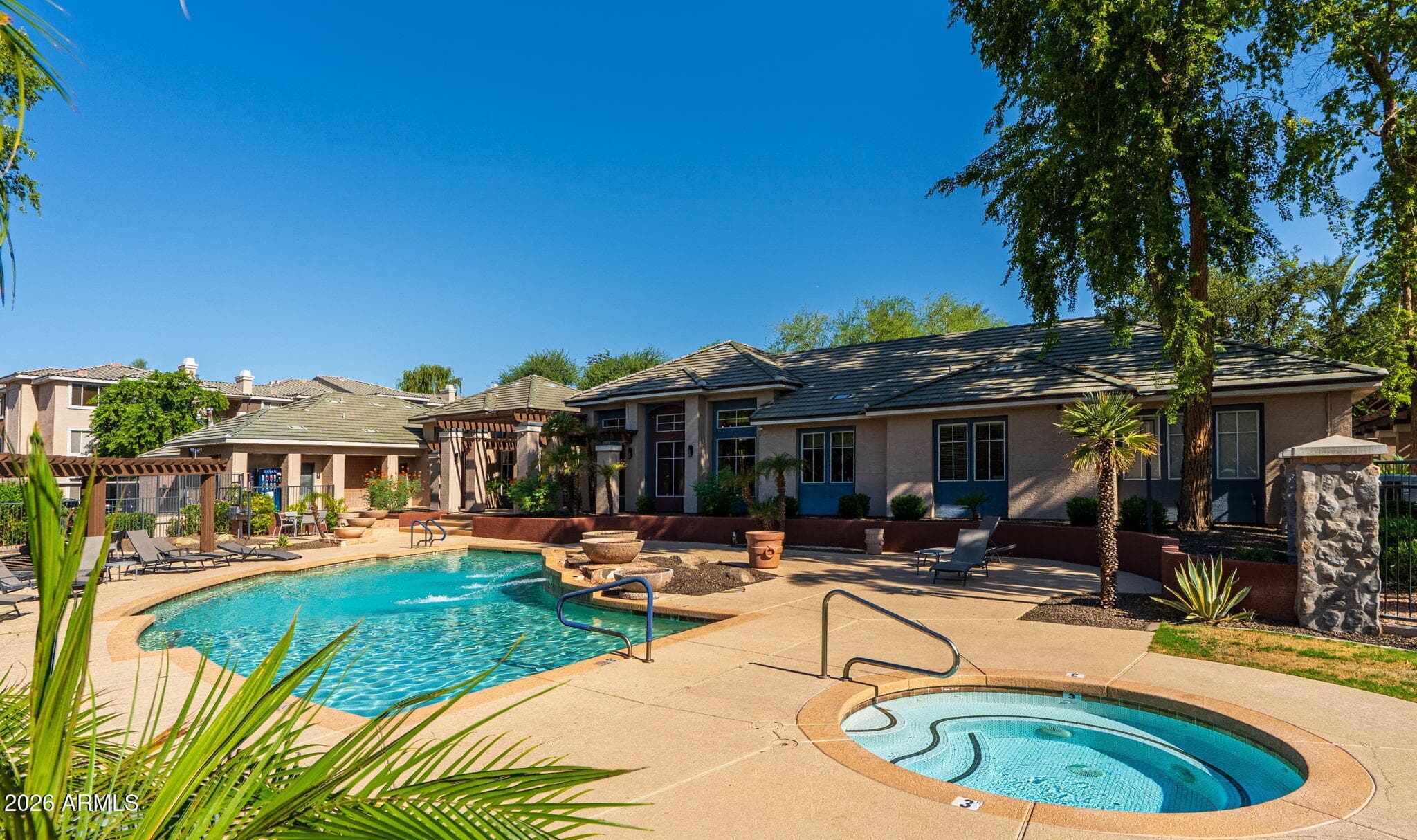 5345 E Van Buren Street 367