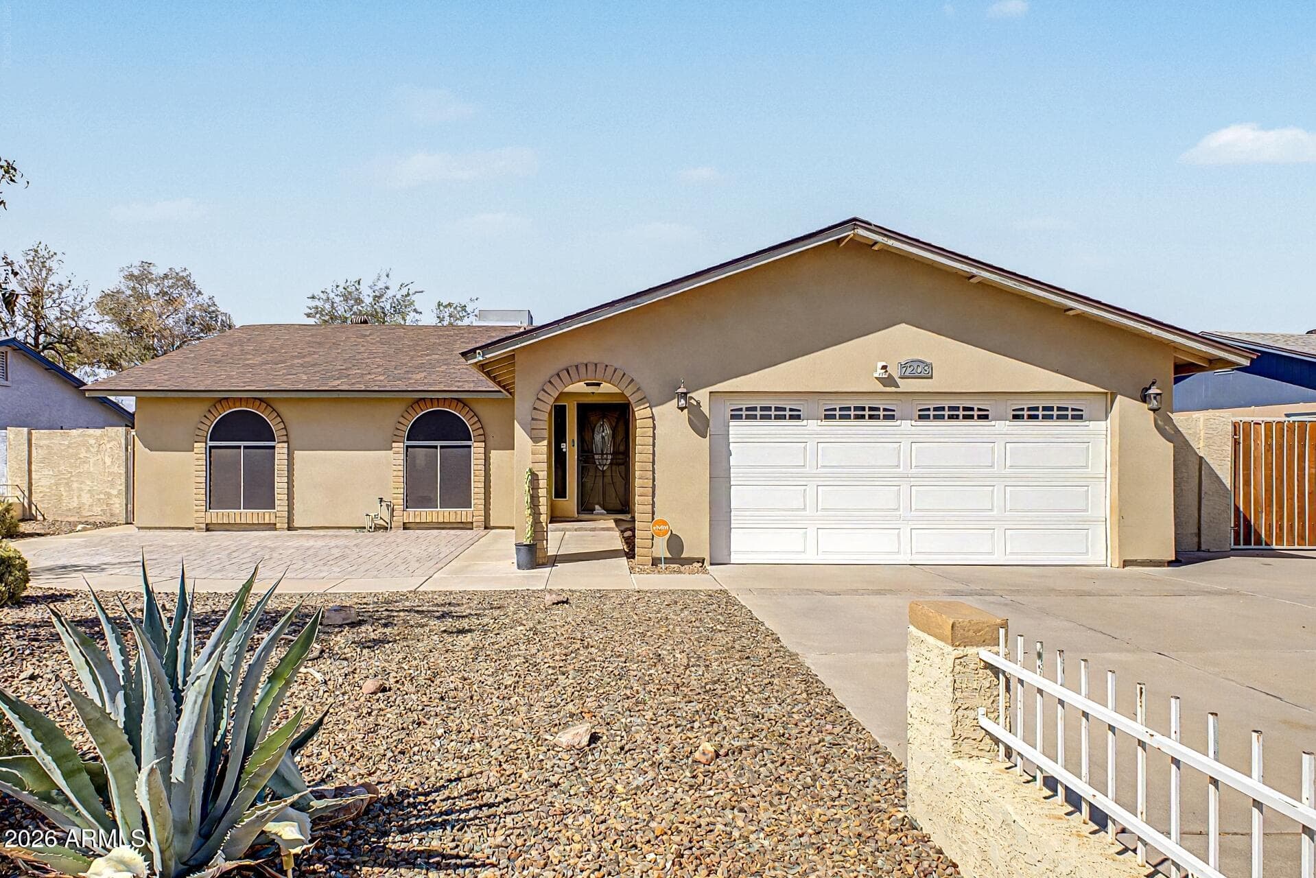 7208 W Sunnyslope Lane — photo 2
