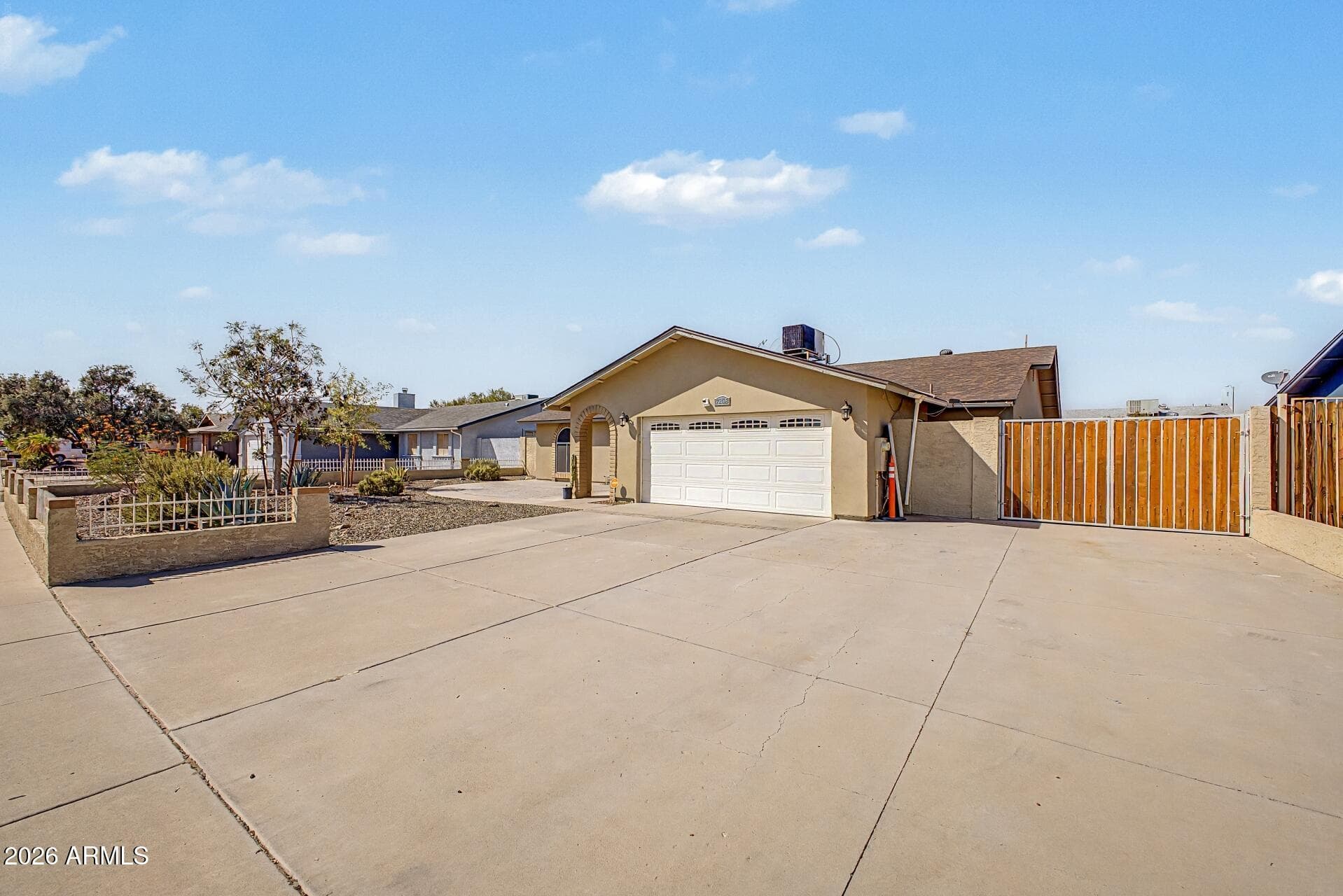 7208 W Sunnyslope Lane — photo 3