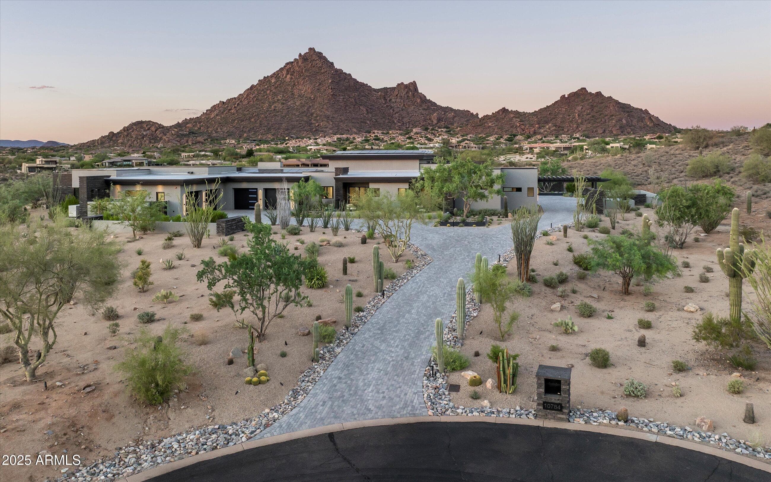 10784 E Pinnacle Peak Road — photo 2