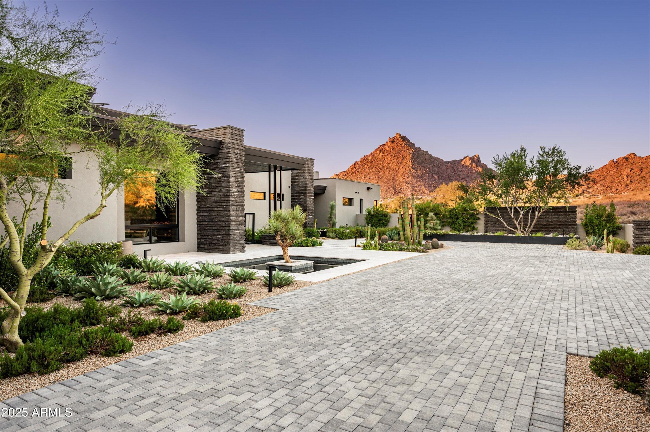 10784 E Pinnacle Peak Road — photo 3