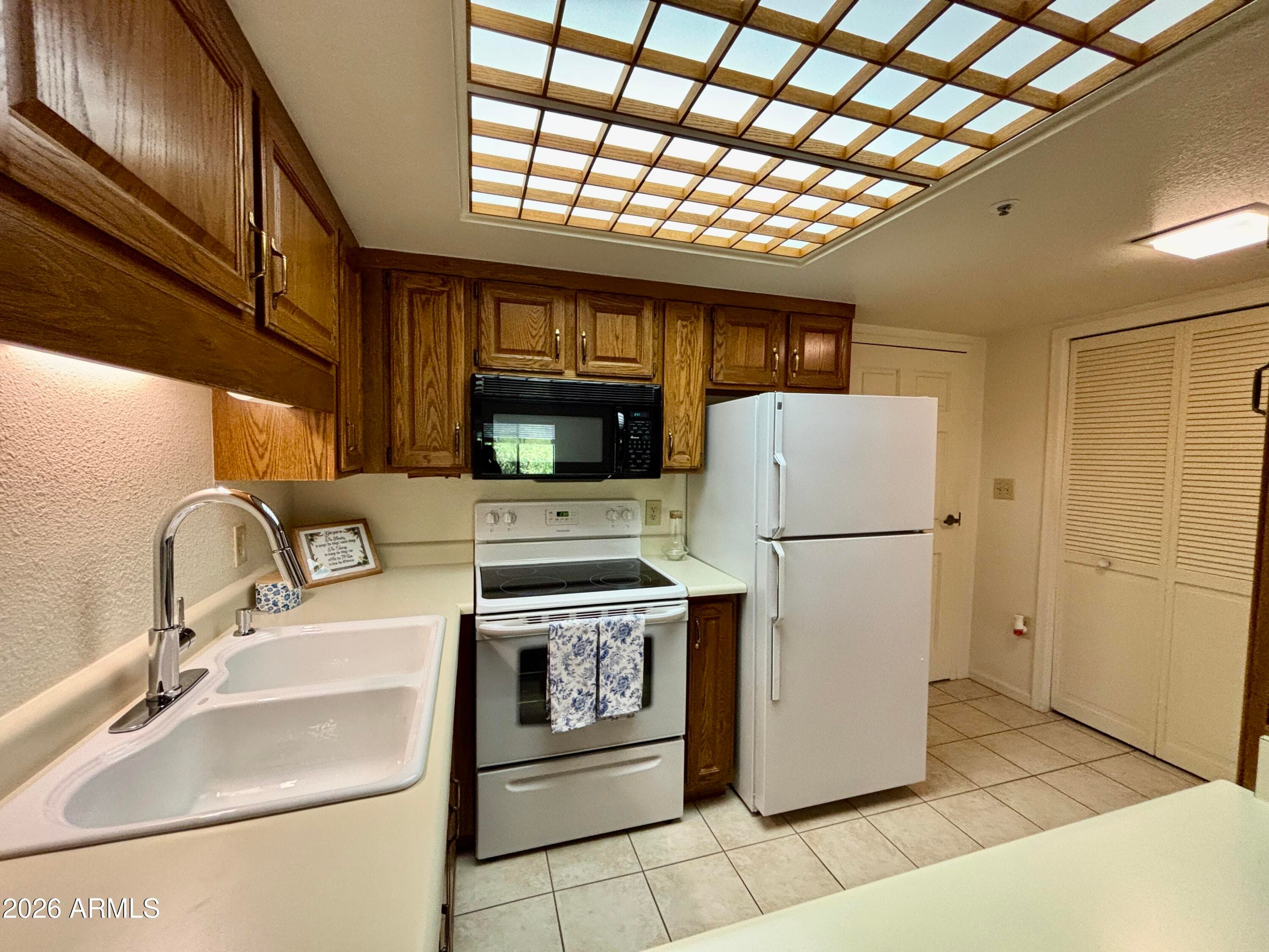 10330 W Thunderbird Boulevard A316 — photo 8