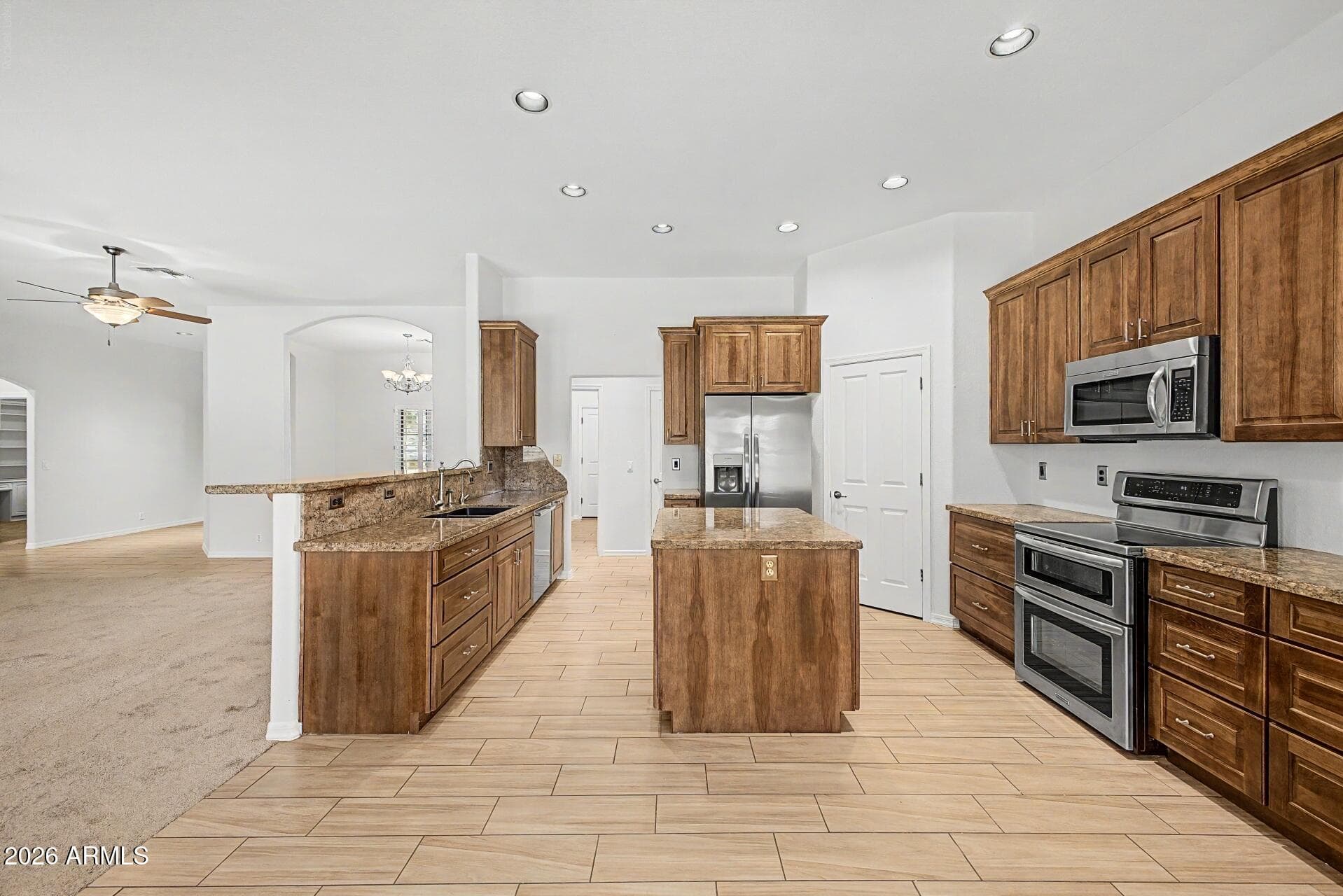 6322 N 171st Lane — photo 4