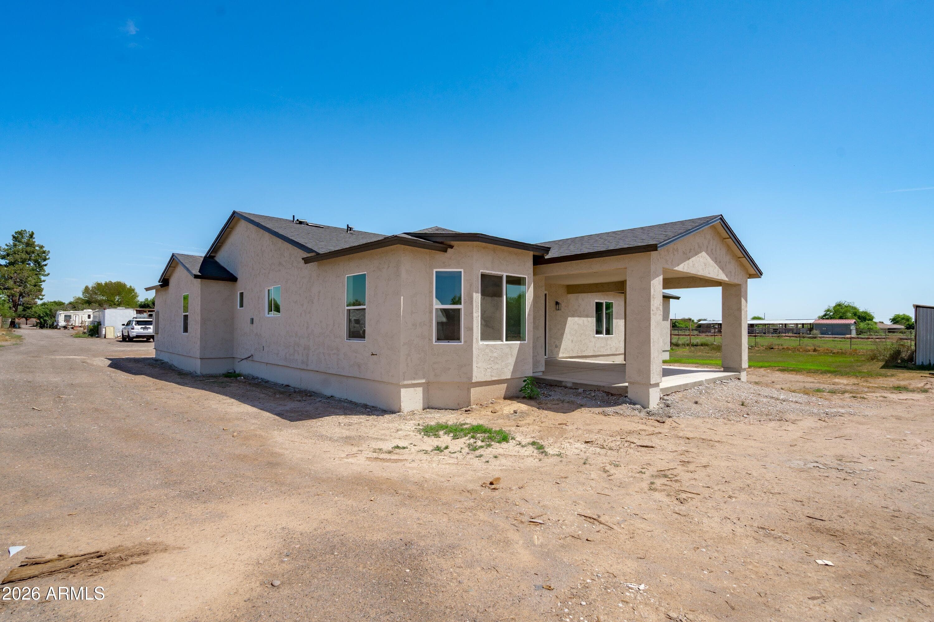 10931 W Lower Buckeye Road — photo 3