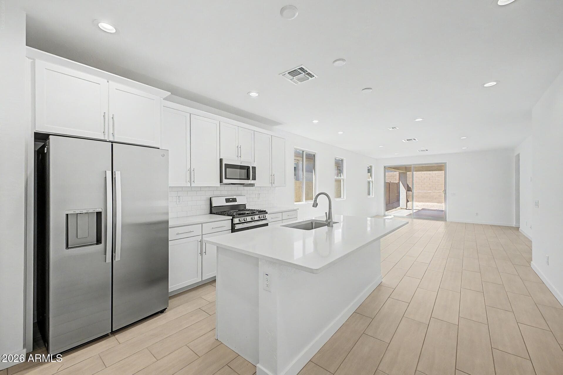 15880 W Vogel Avenue — photo 4