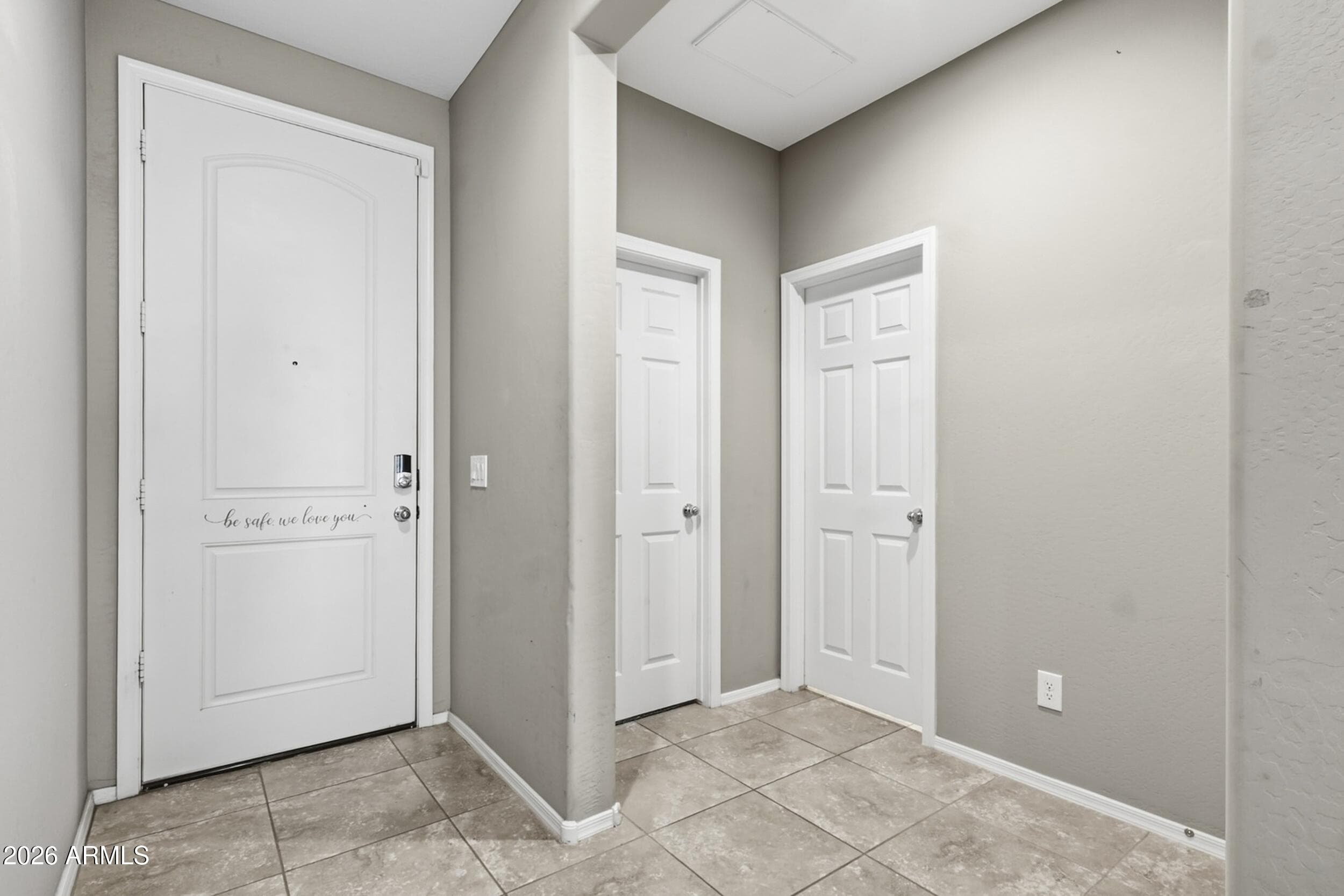17990 W Louise Drive — photo 3