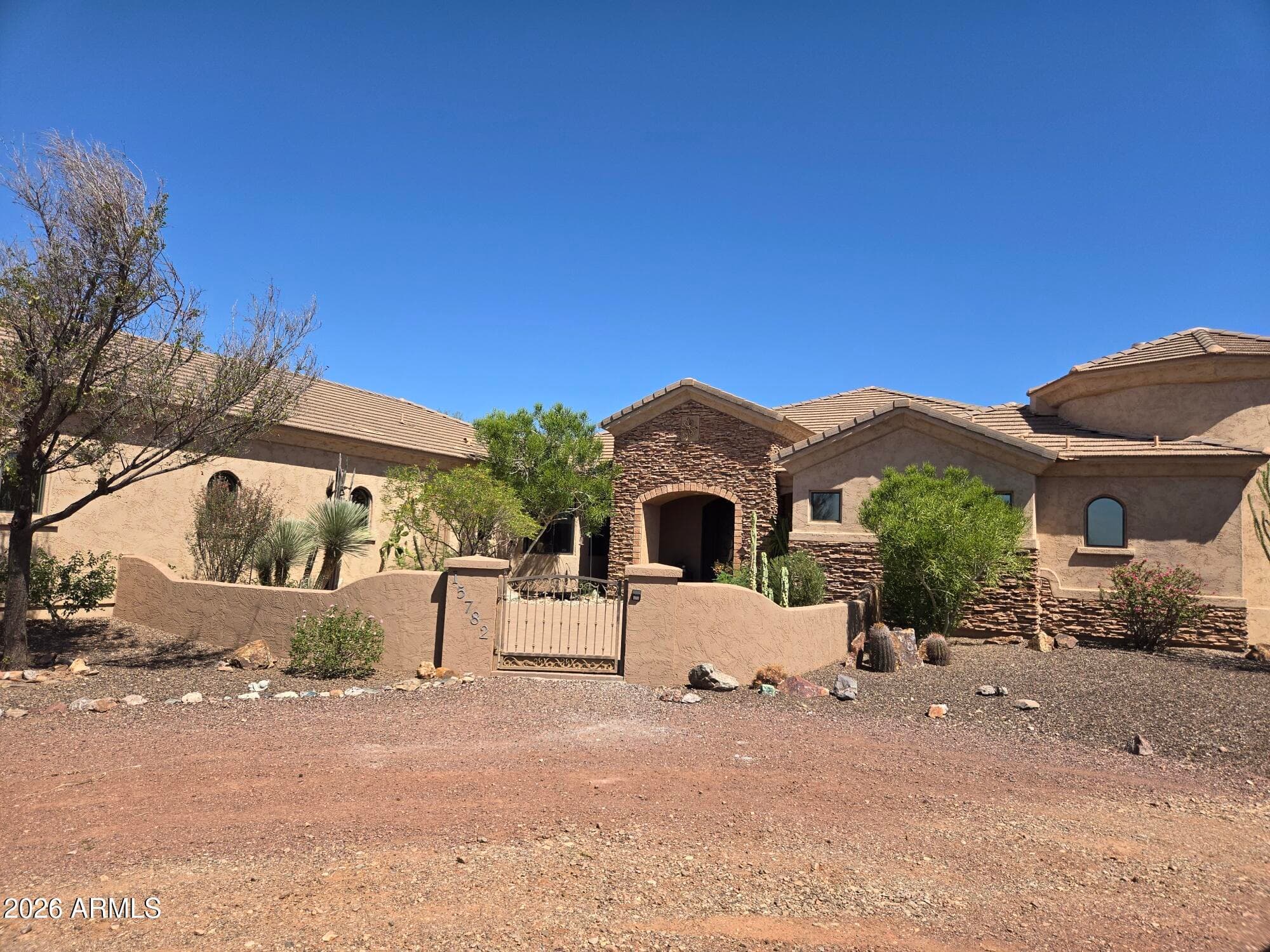 15782 W Morning Vista Lane — photo 2