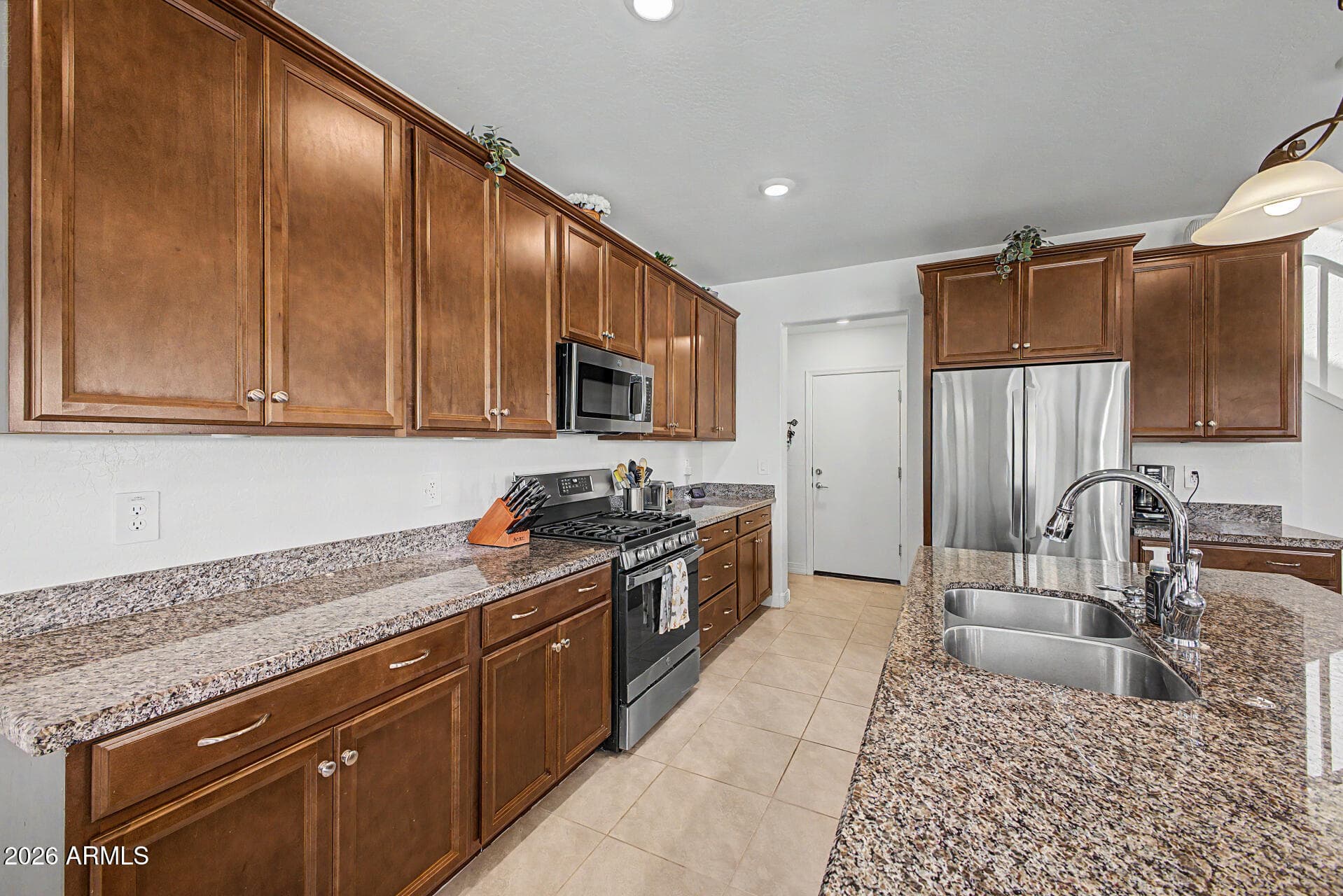 10035 E Trent Avenue — photo 7