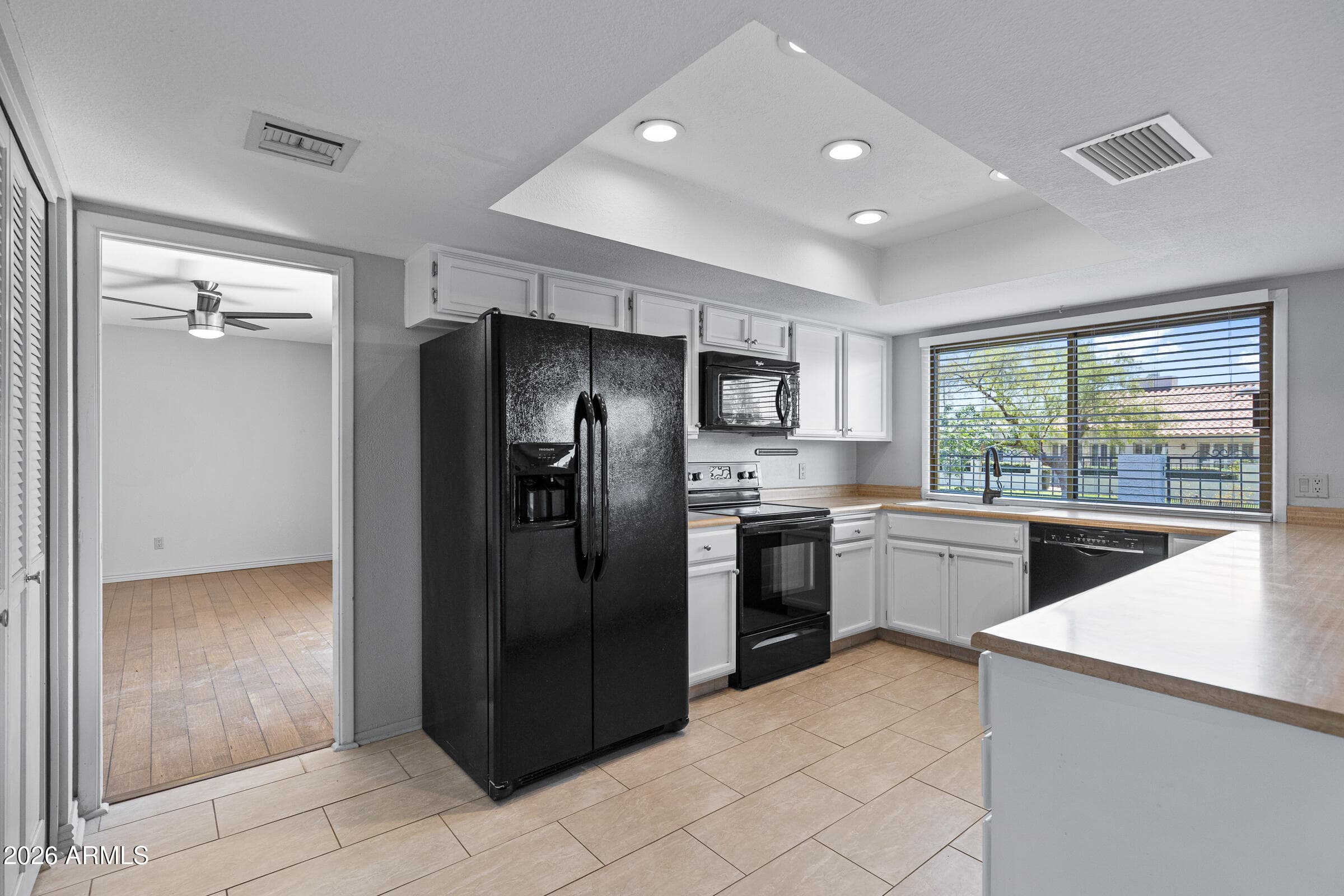 8185 E Del Caverna Drive — photo 8