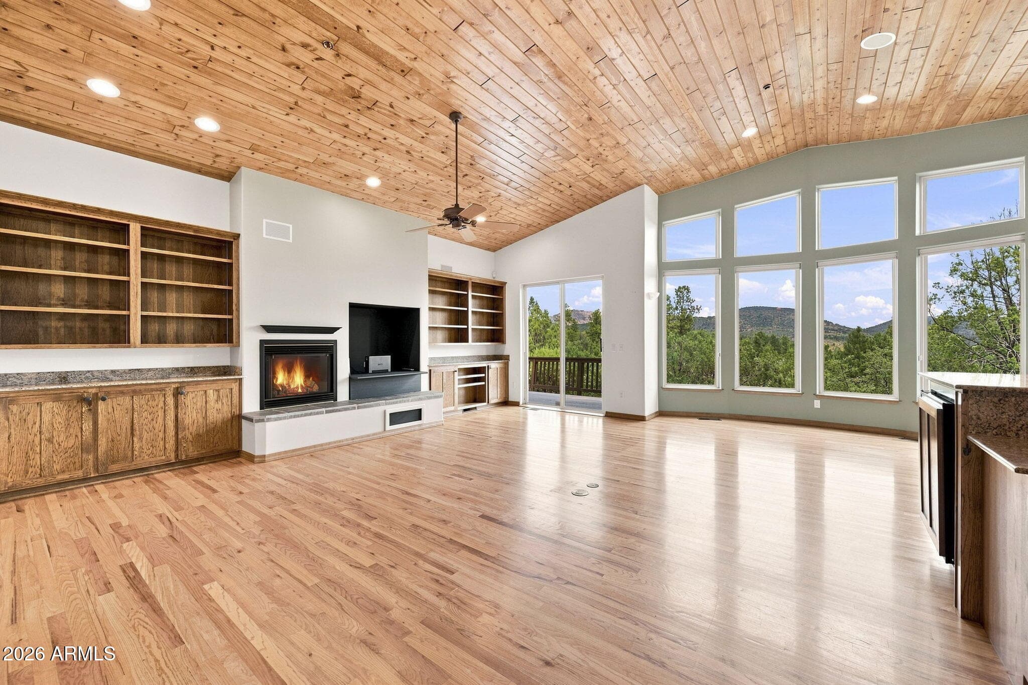 2940 W Crestview Drive — photo 8