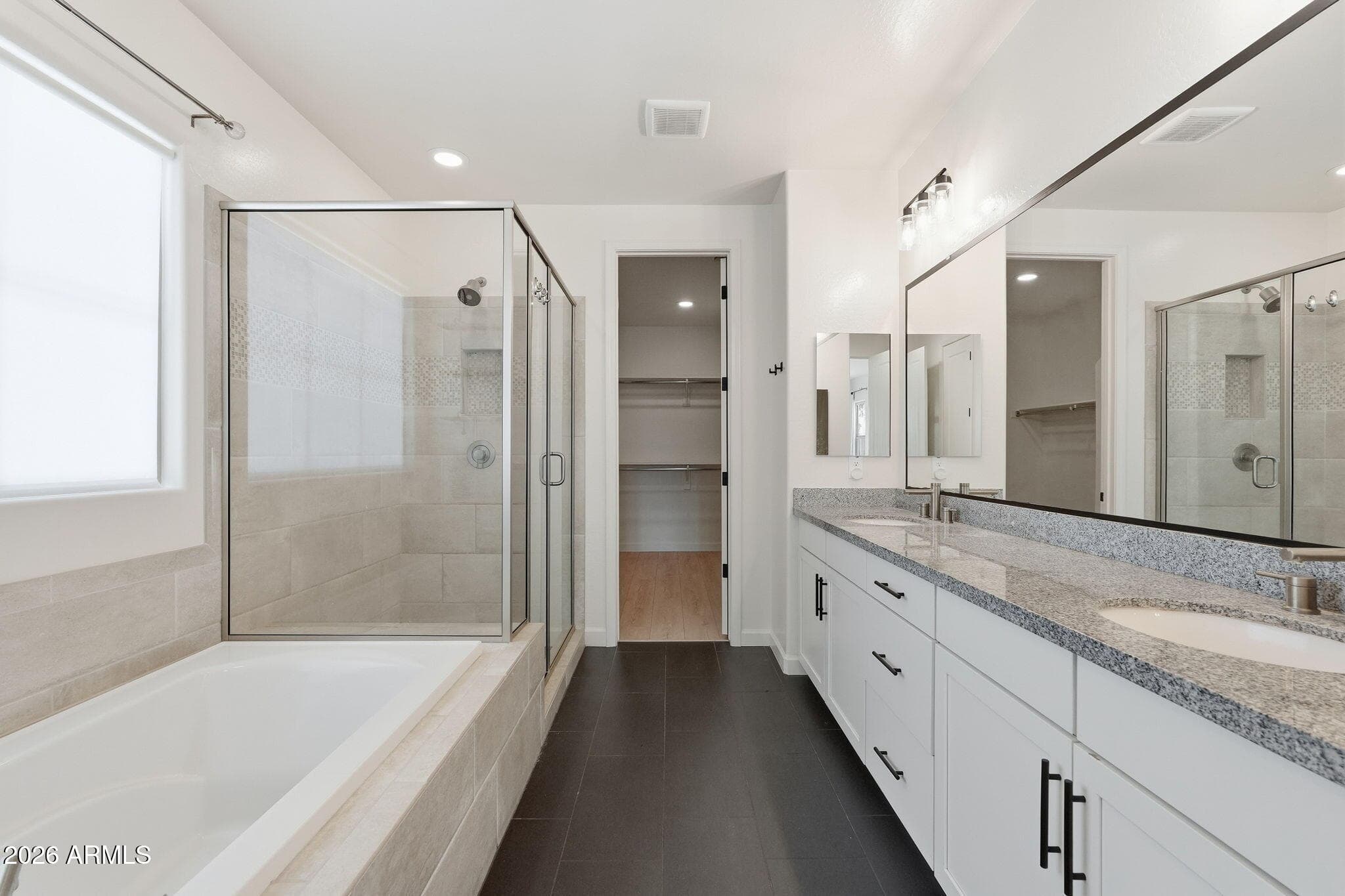 923 W Yellowstone Way — photo 7