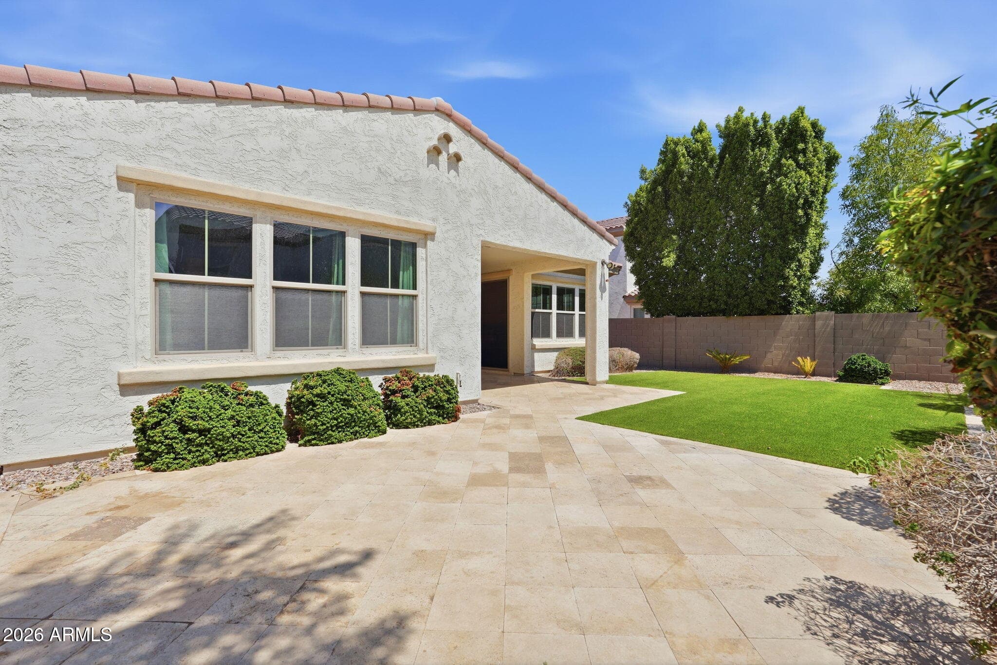 923 W Yellowstone Way — photo 8