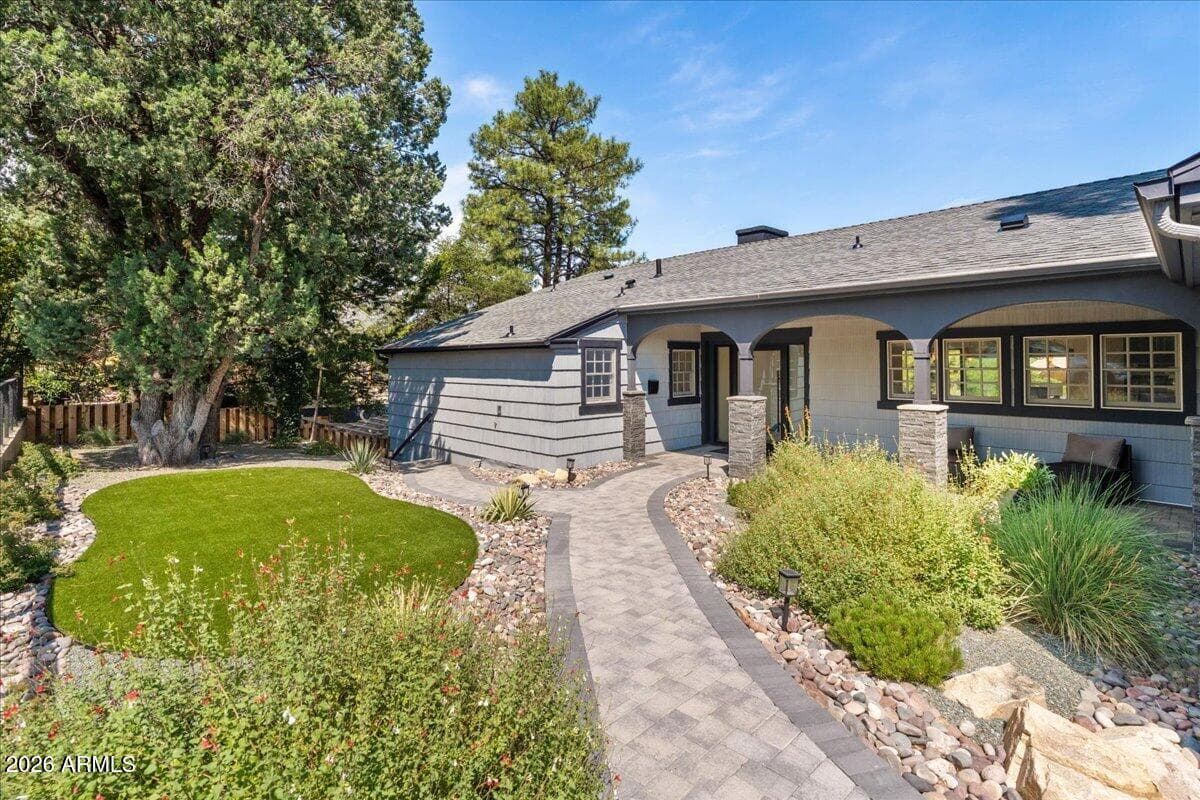 532 N Hassayampa Drive — photo 2