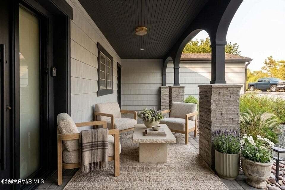 532 N Hassayampa Drive — photo 5