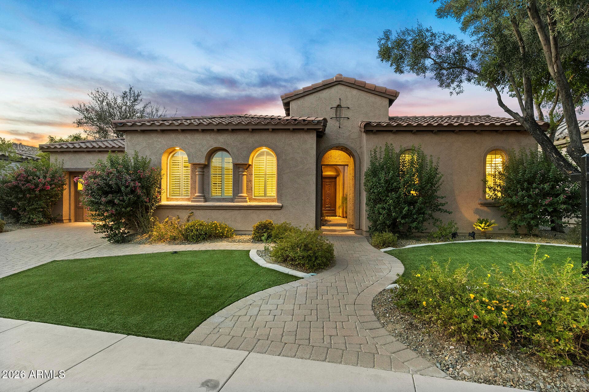 12926 W Red Fox Road — photo 7