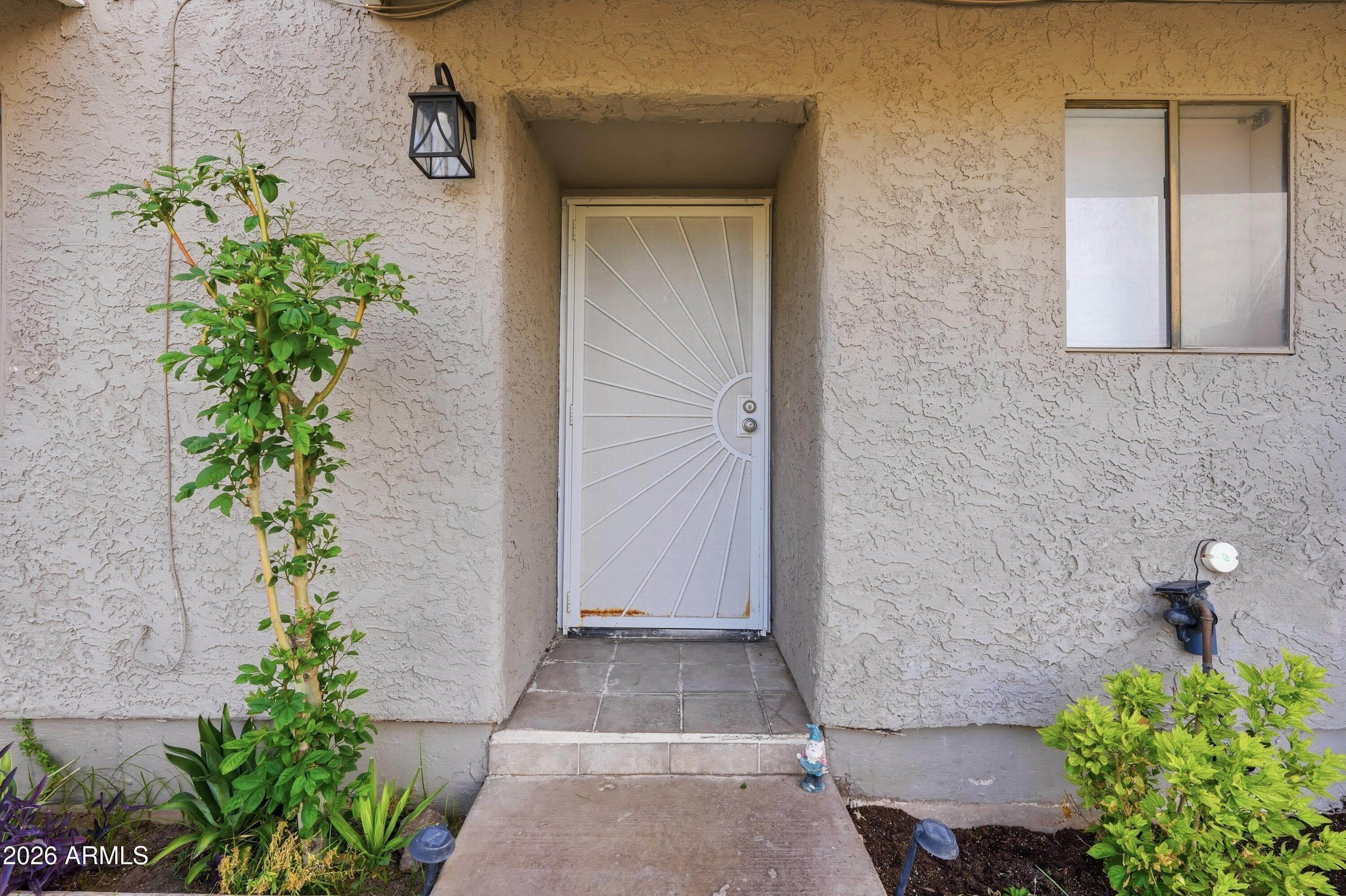 425 E Cullumber Avenue C — photo 3