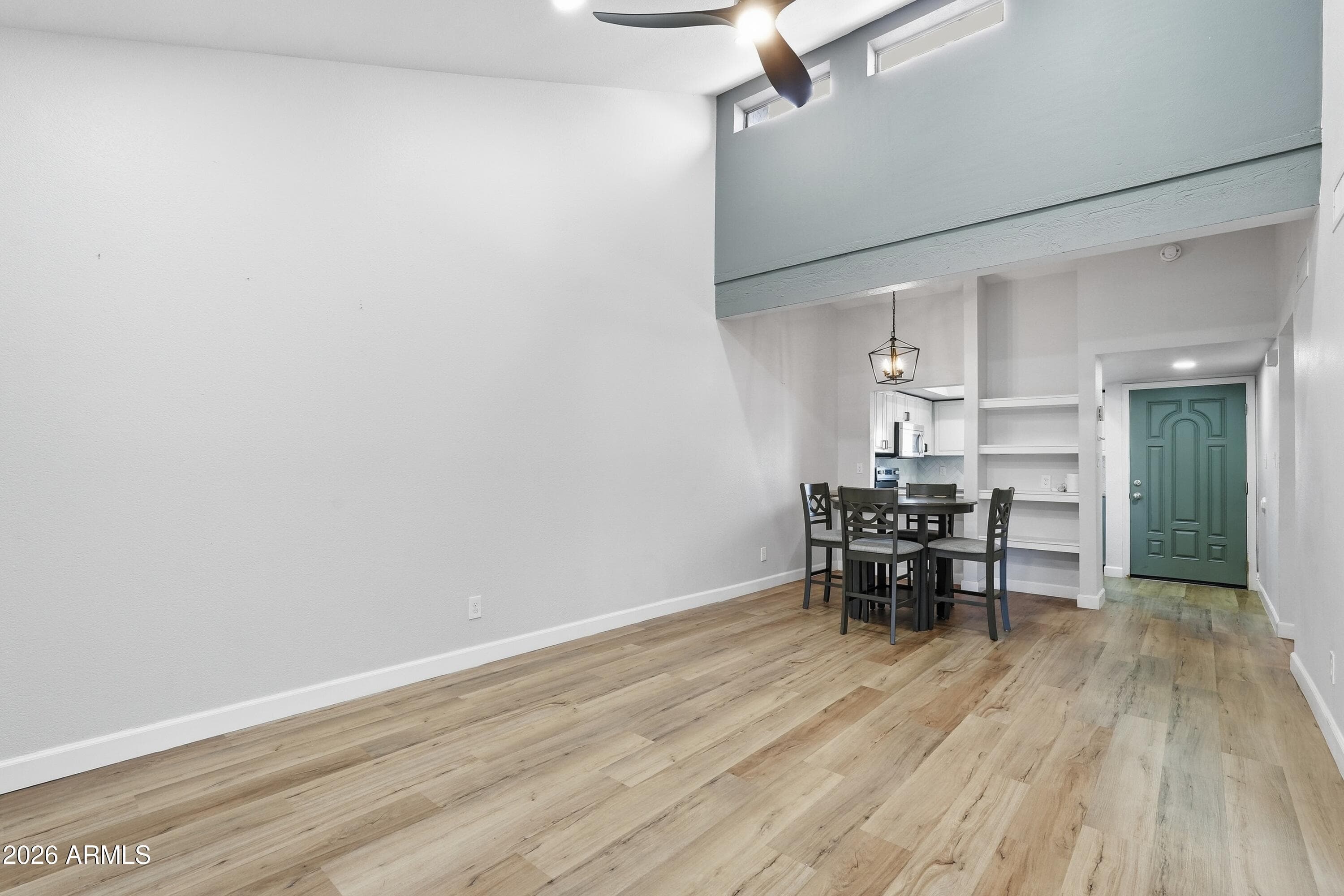425 E Cullumber Avenue C — photo 6