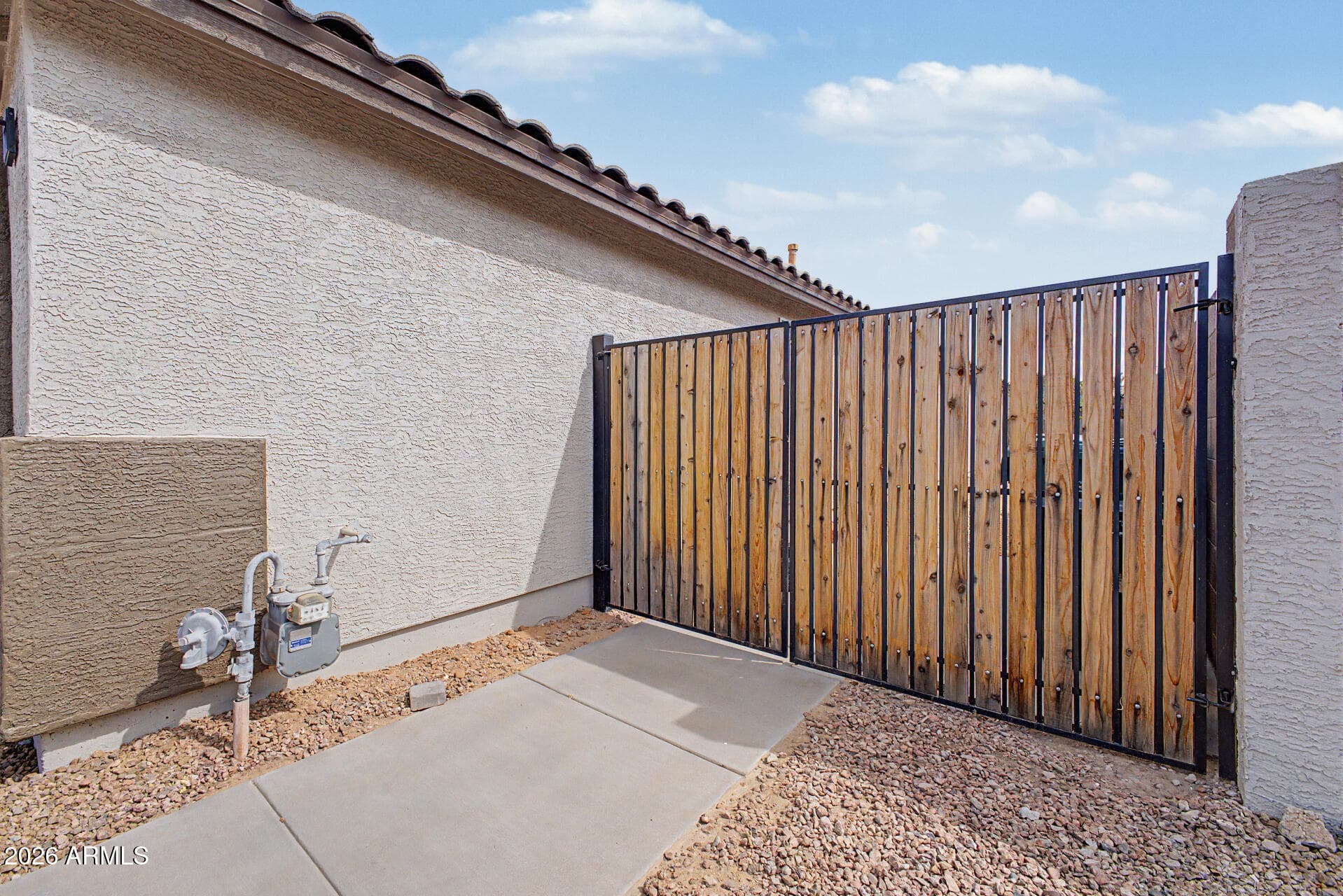 9253 E Monte Avenue — photo 3