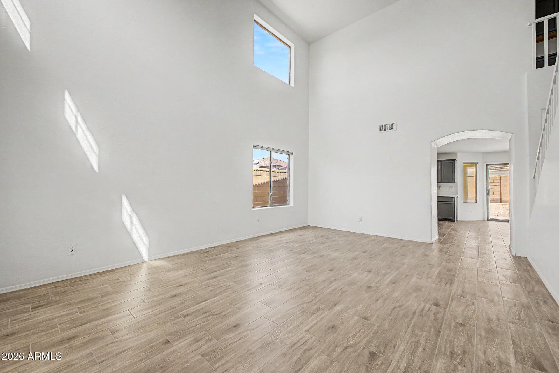 3942 E Maplewood Street — photo 6