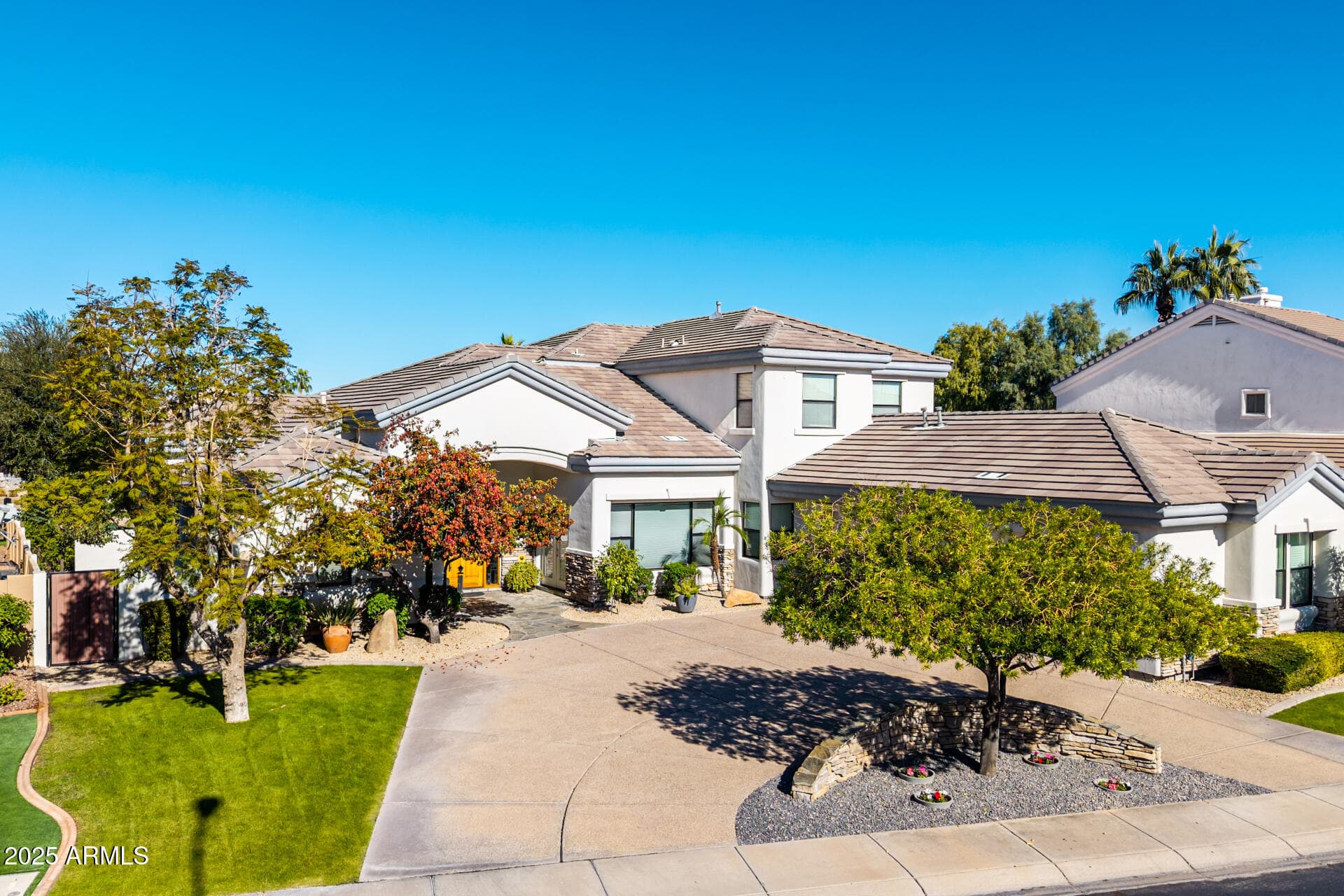 652 W Aster Court — photo 7