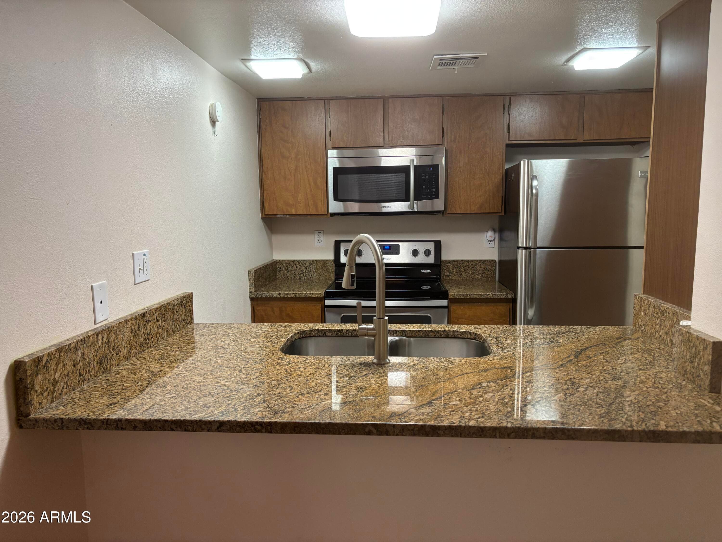 3033 E Devonshire Avenue 2017 — photo 6