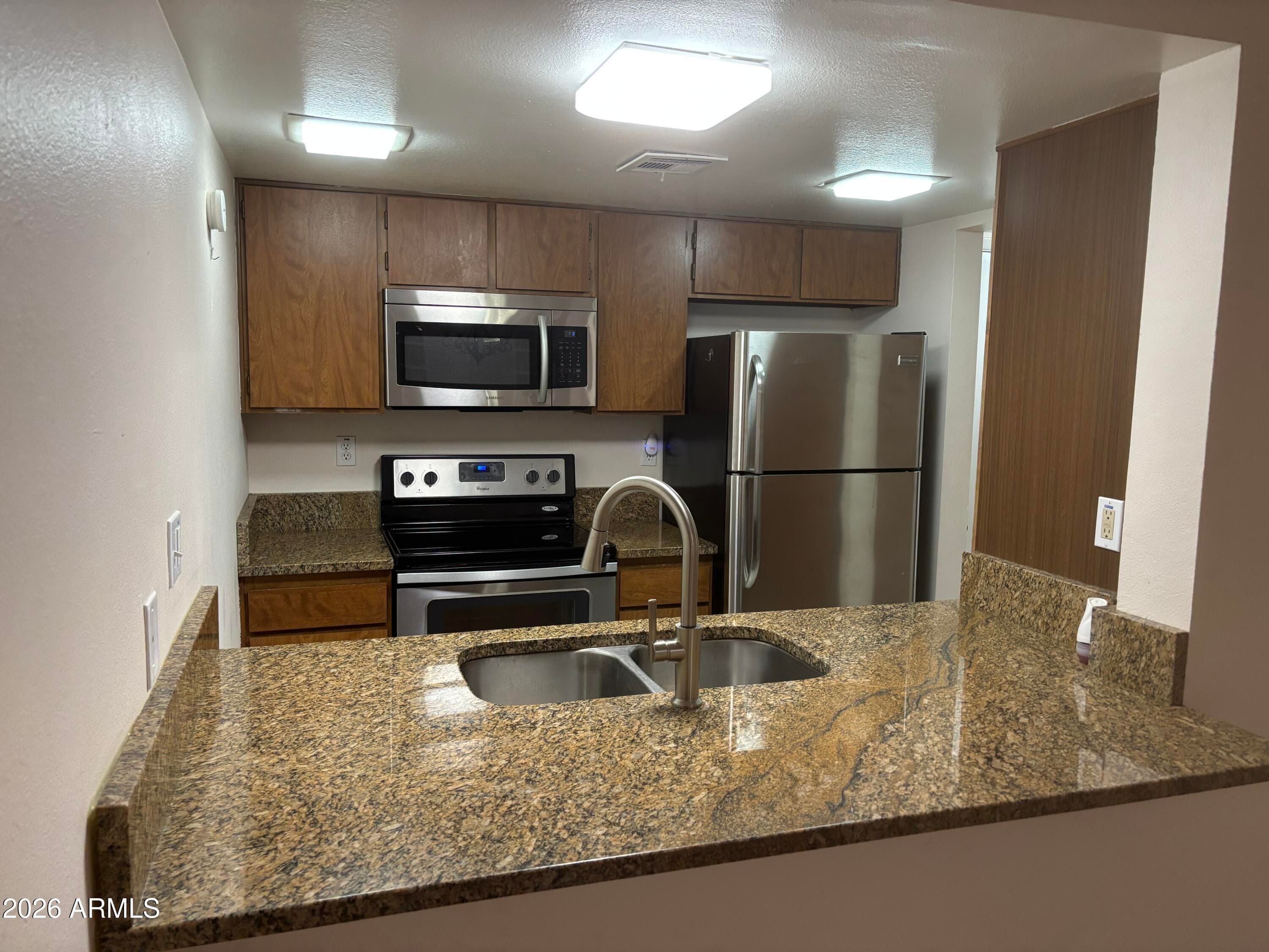 3033 E Devonshire Avenue 2017 — photo 5