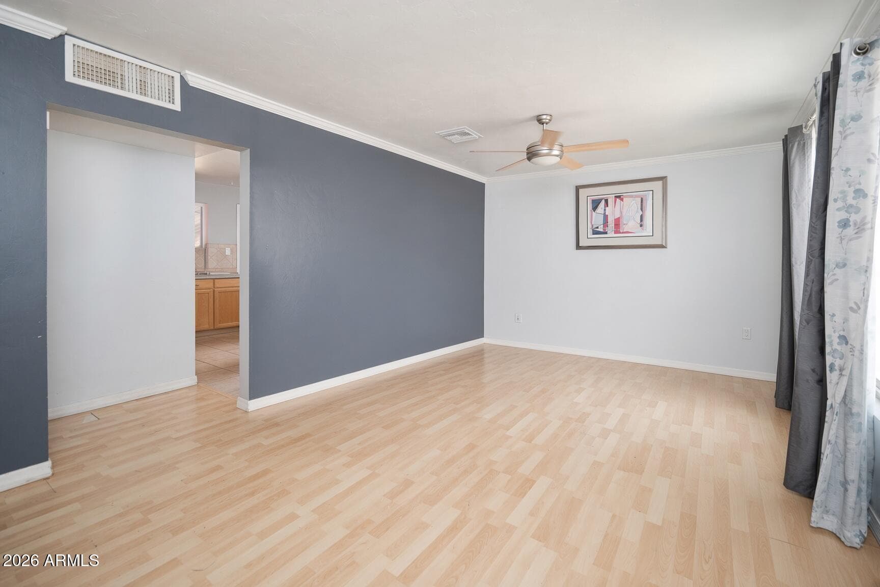 2402 N 36th Place — photo 3