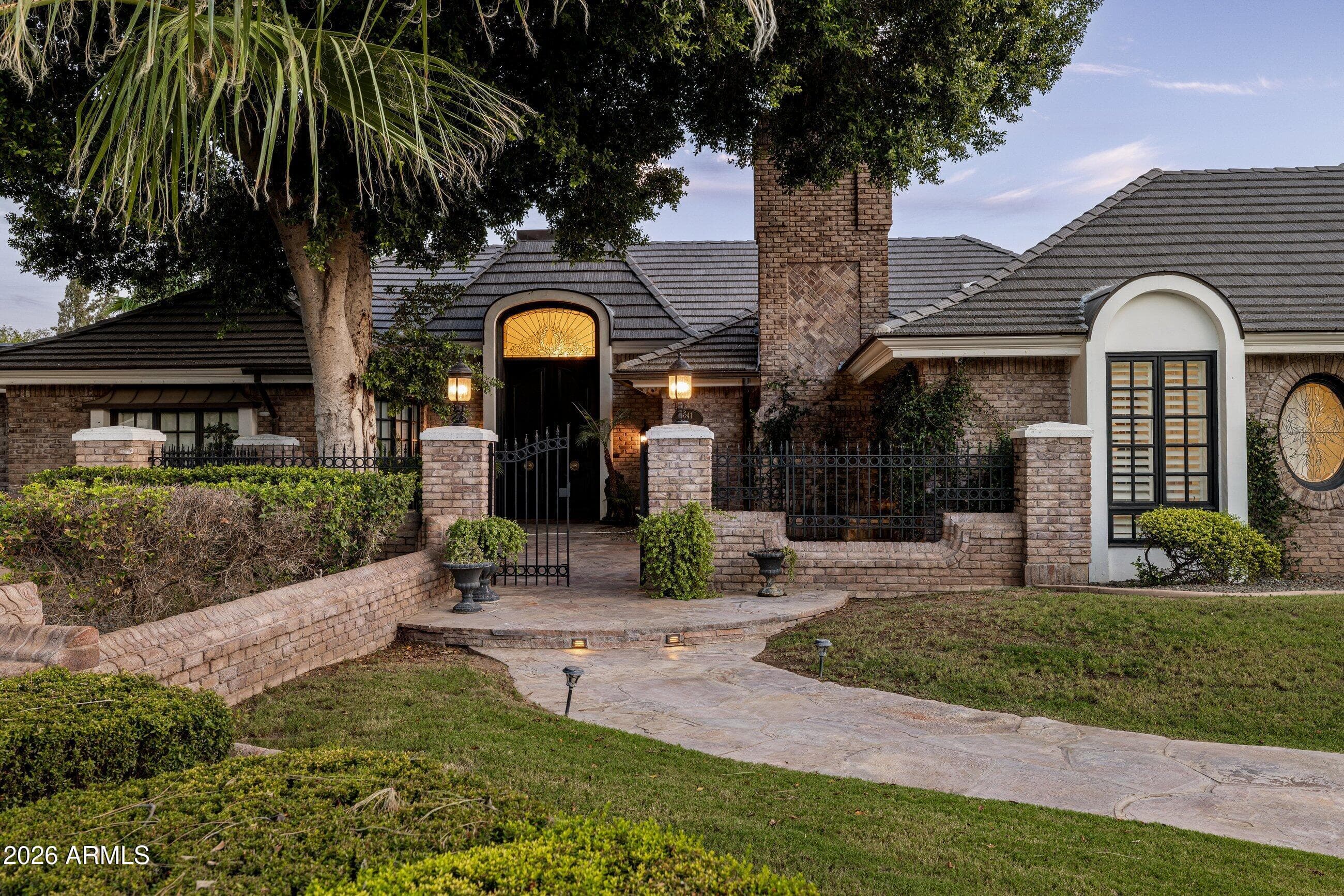 641 E San Pedro Avenue — photo 5